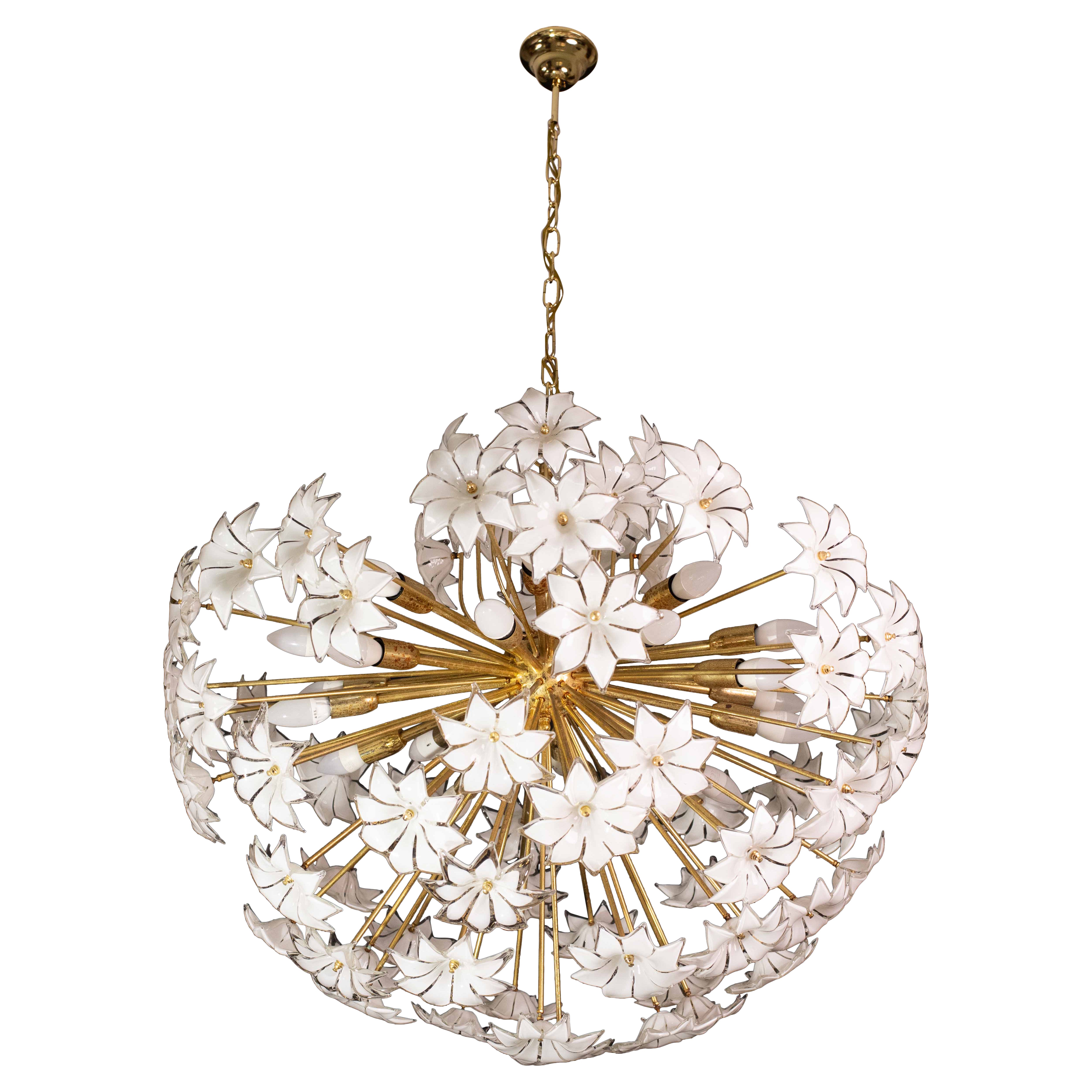 Misura extra large 20 luci Sputnik di Murano a fiori bianchi, anni '70 in vendita