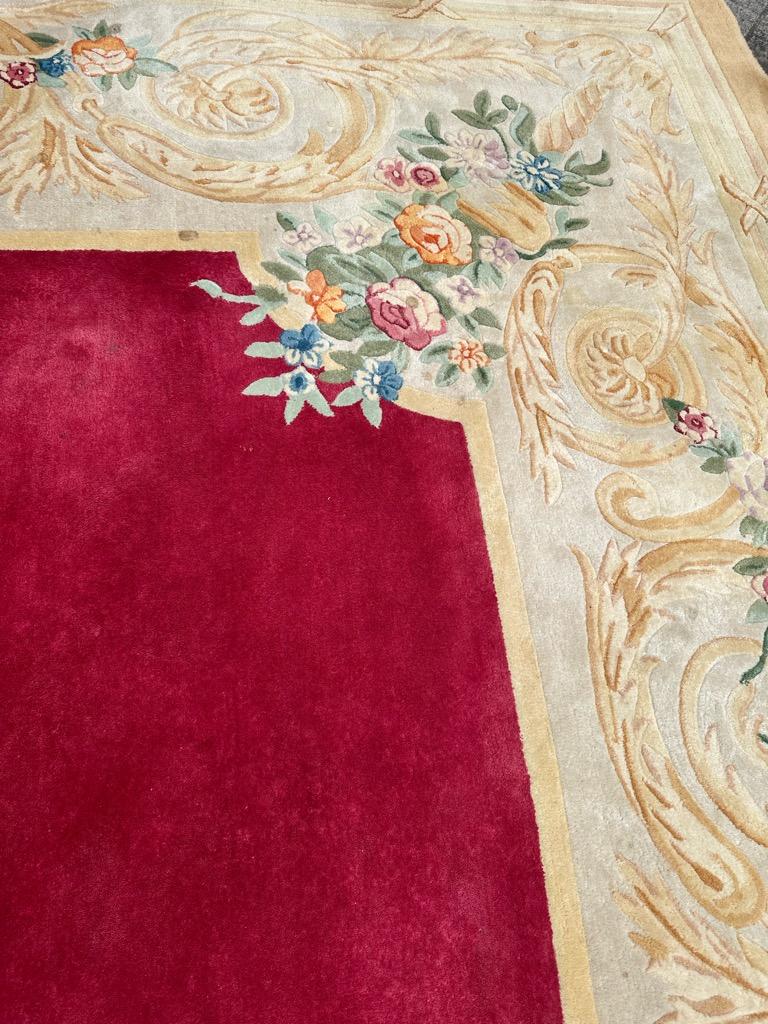 Laine Bobyrug's Extra Large Size Savonnerie Design Design Hand Tufted Carpet (tapis tufté à la main) en vente