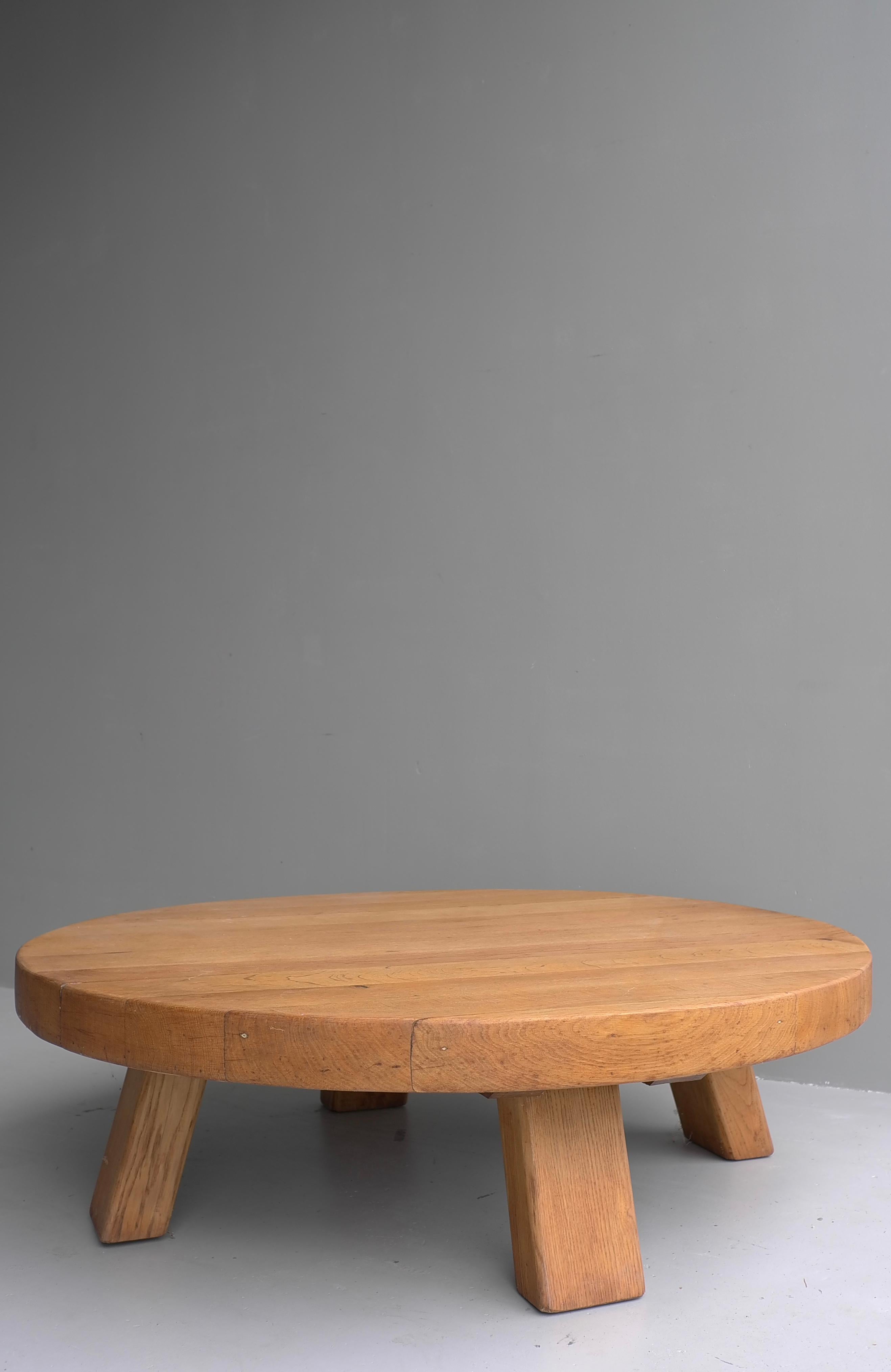 extra large round coffee table