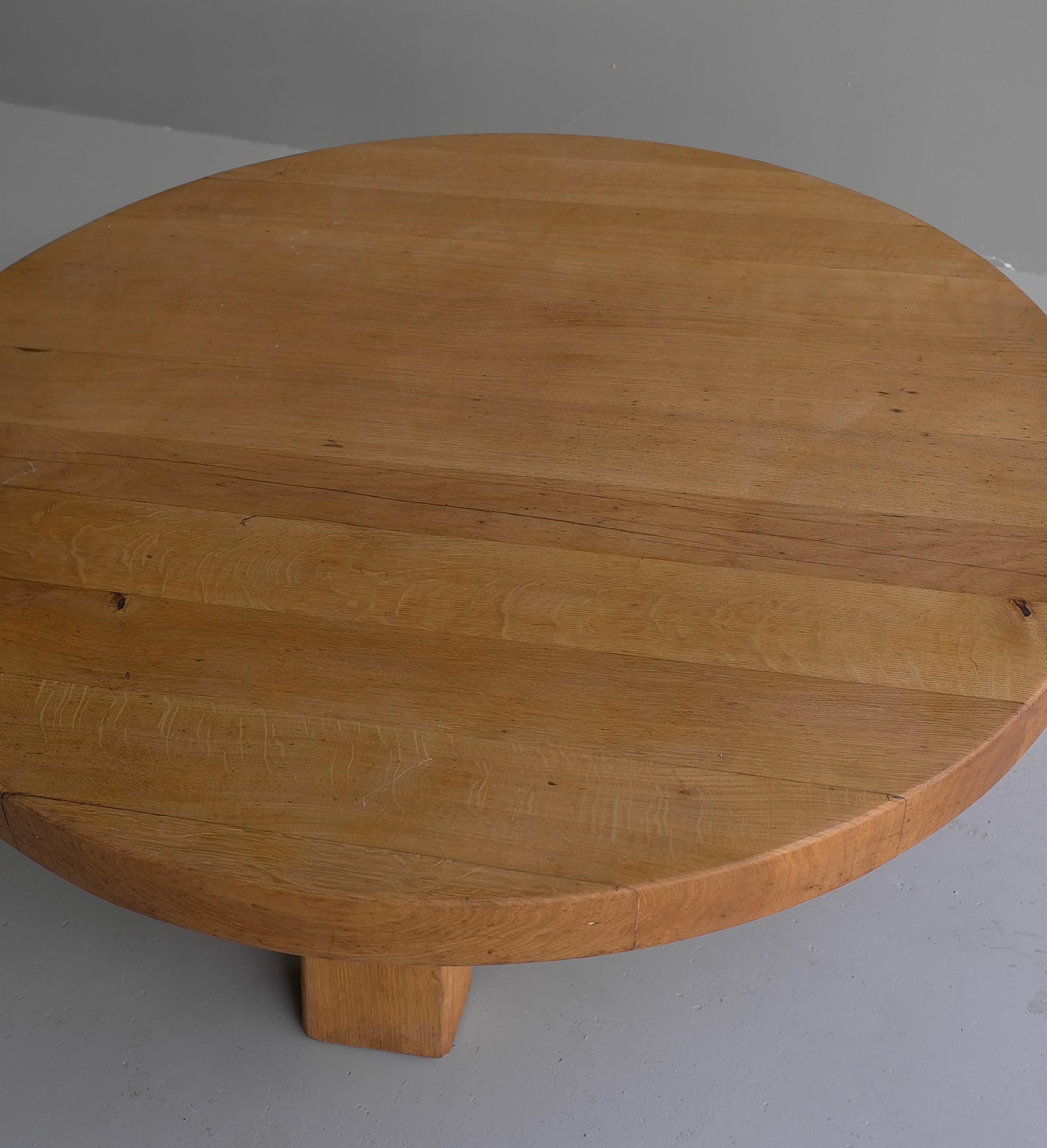 Mid-20th Century Extra Large Solid Oak Round Coffee Table, France, 1960s