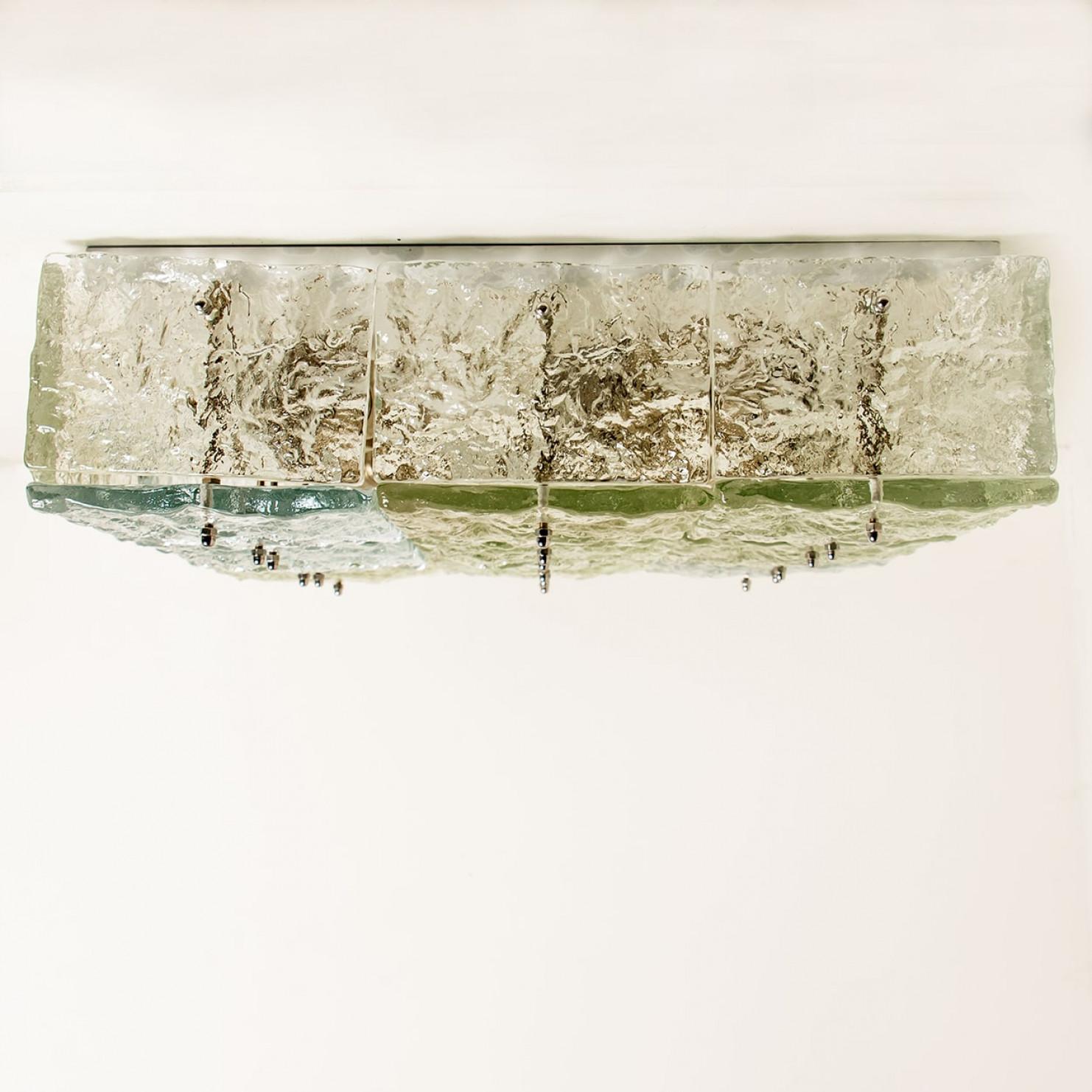 Mid-Century Modern Extra Large Square Glass Flush Mountains by J.T. Kalmar, Europe, Autriche, années 1970 en vente