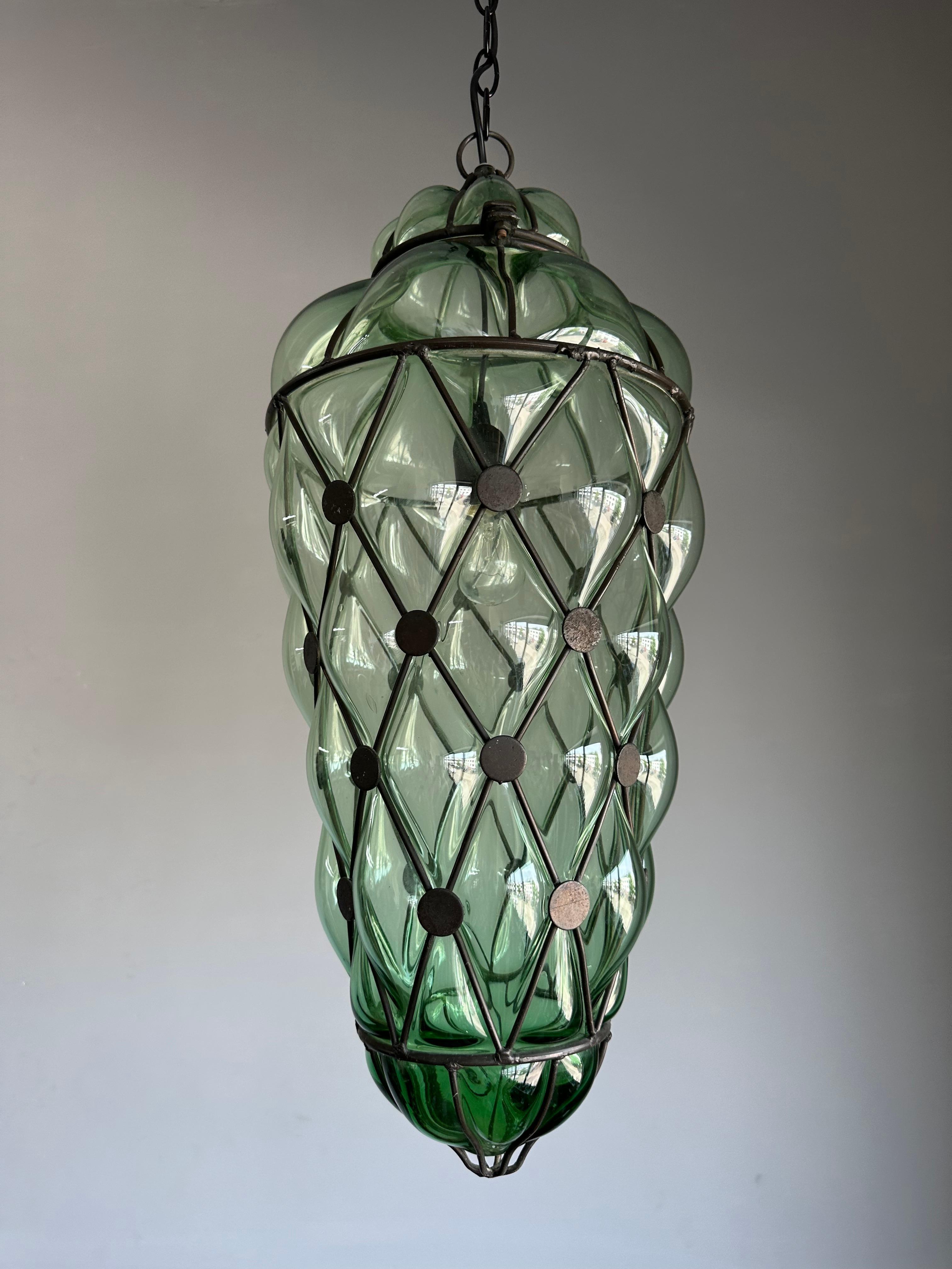 Lampada a sospensione extra large in vetro soffiato a bocca in stile veneziano con struttura in metallo in vendita 3