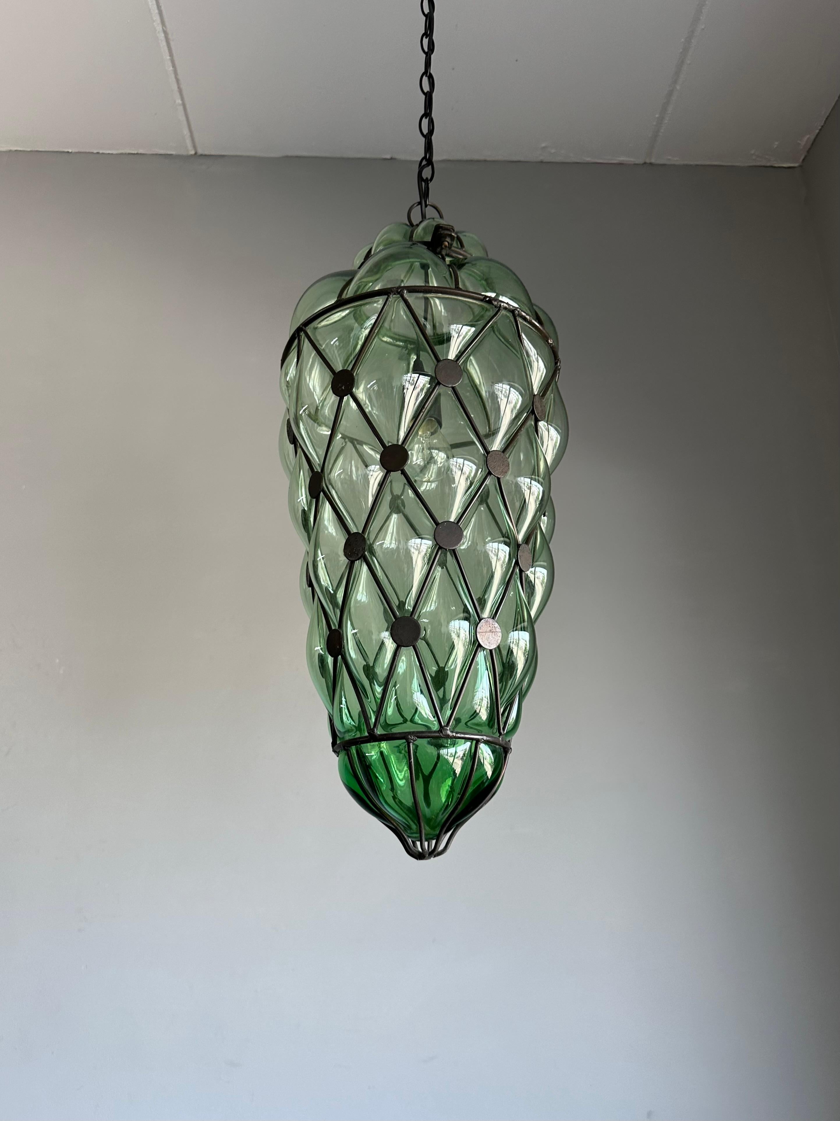 Lampada a sospensione extra large in vetro soffiato a bocca in stile veneziano con struttura in metallo in vendita 6
