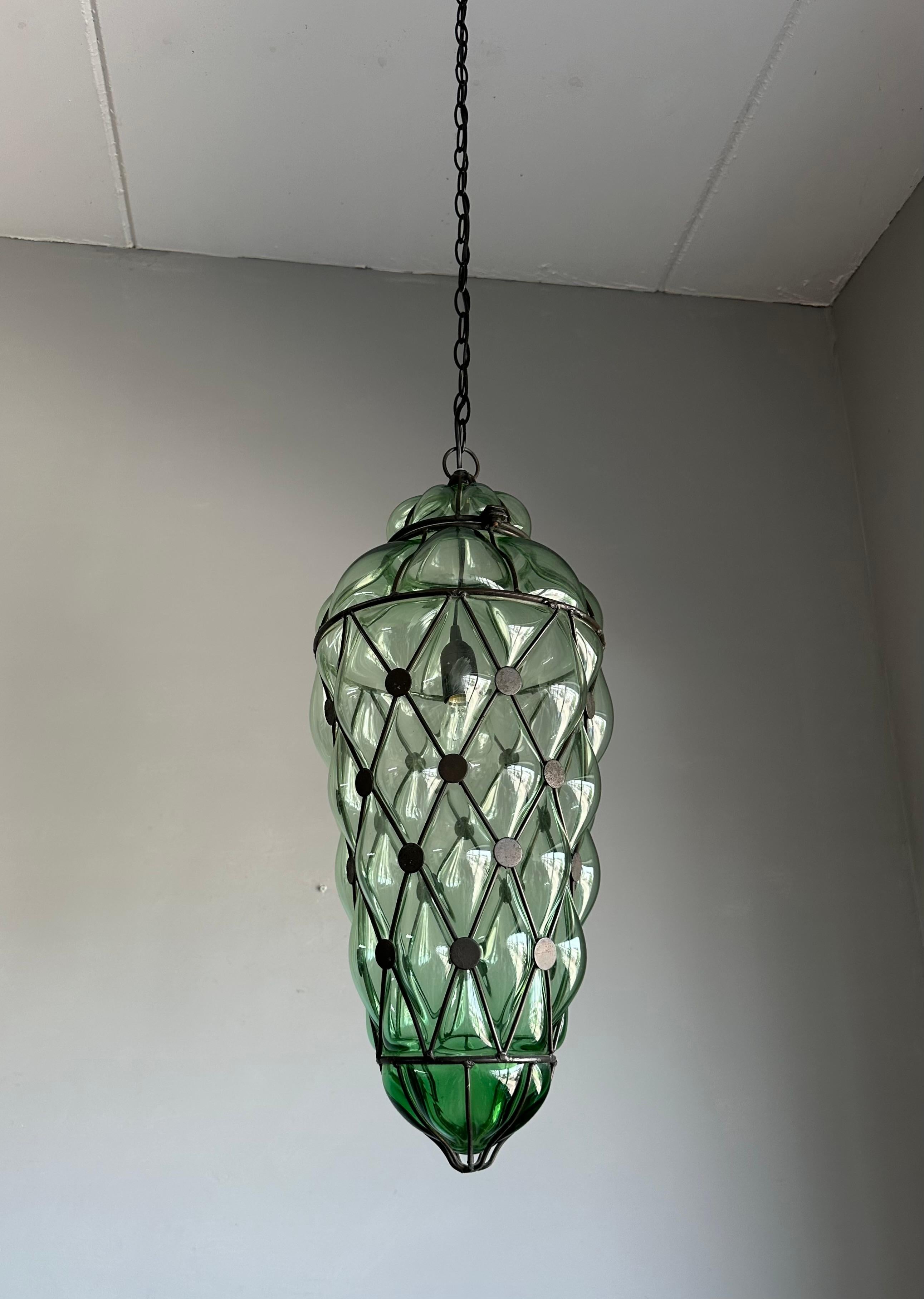 Lampada a sospensione extra large in vetro soffiato a bocca in stile veneziano con struttura in metallo in vendita 1