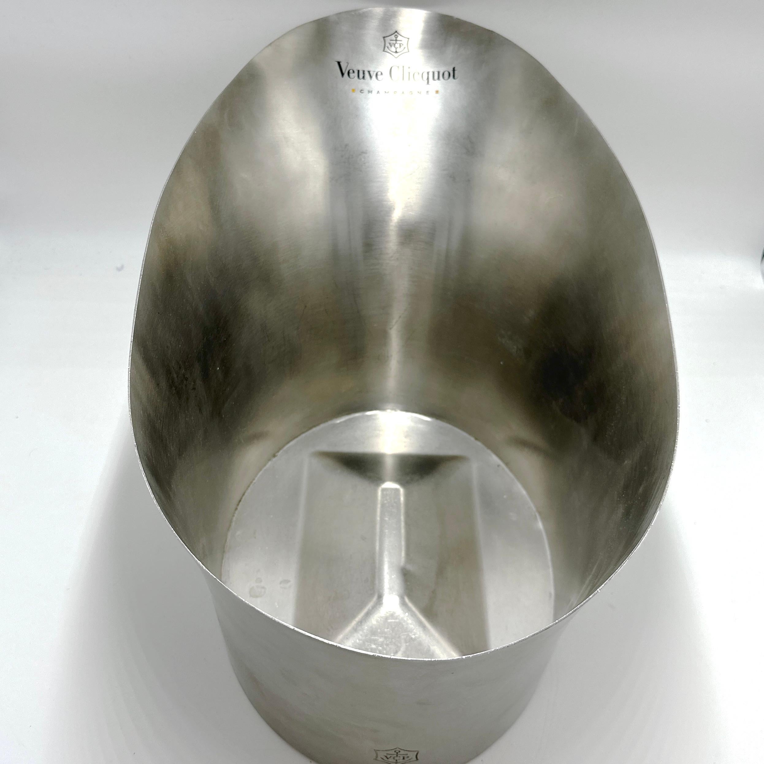 Extra großer Champagnerkübel aus gebürstetem Metall von VEUVE CLICQUOT 3