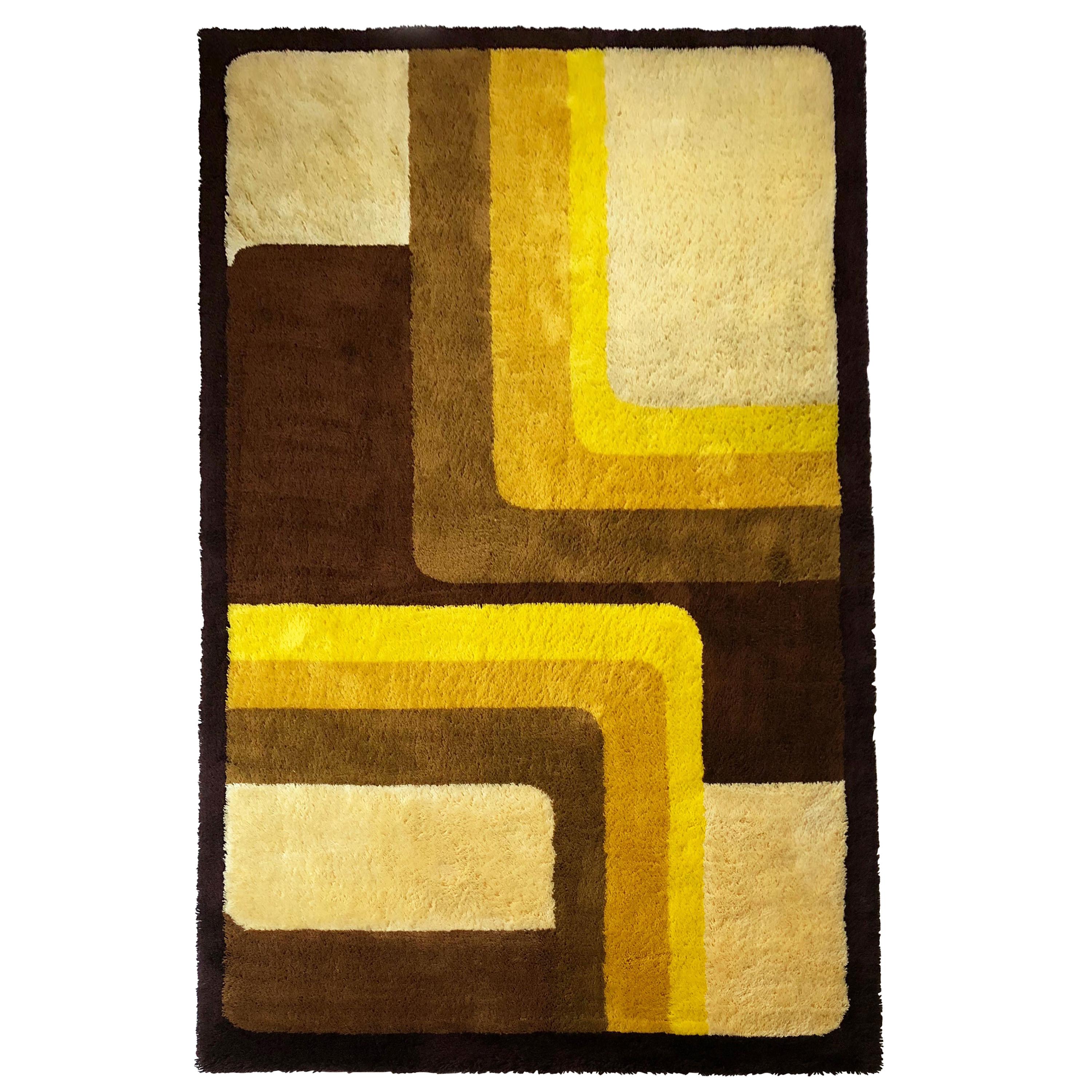 Extra Large Vintage 1970s Modernist High Pile Op Art Carpet Rug, Germany, 1970s