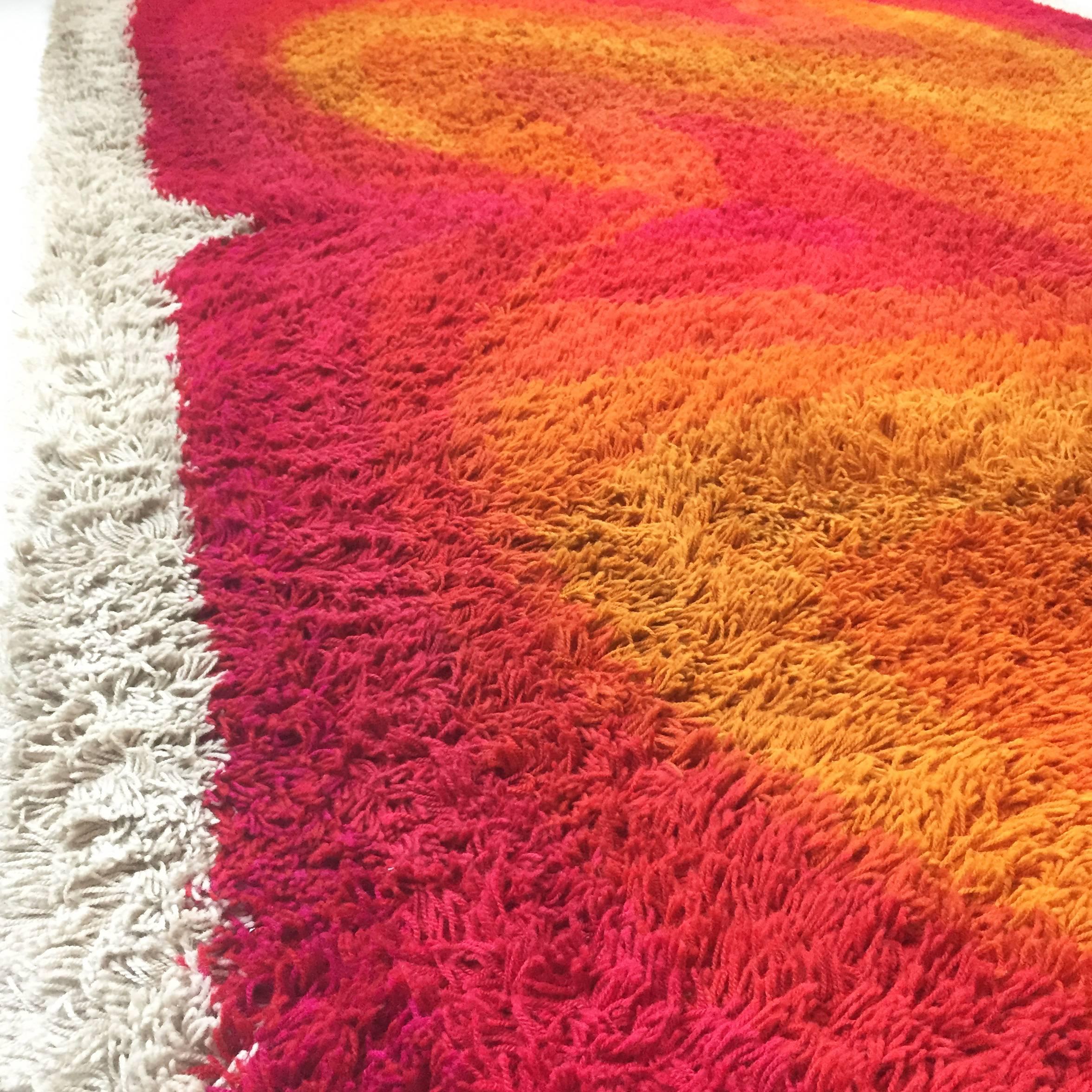 Extra Large Vintage 1970s Modernist Multi-Color High Pile Rya Rug by Desso In Good Condition In Kirchlengern, DE