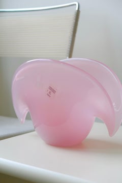 Extra Large Vintage Italian Murano Vetri 1970 Pink Opal Shell Glass Bowl Signed