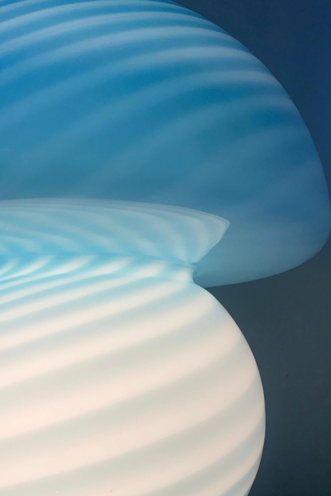 Extra Large Vintage Murano Mushroom Lamp Blue Swirl Glass 1970s Original In Good Condition In København, DK