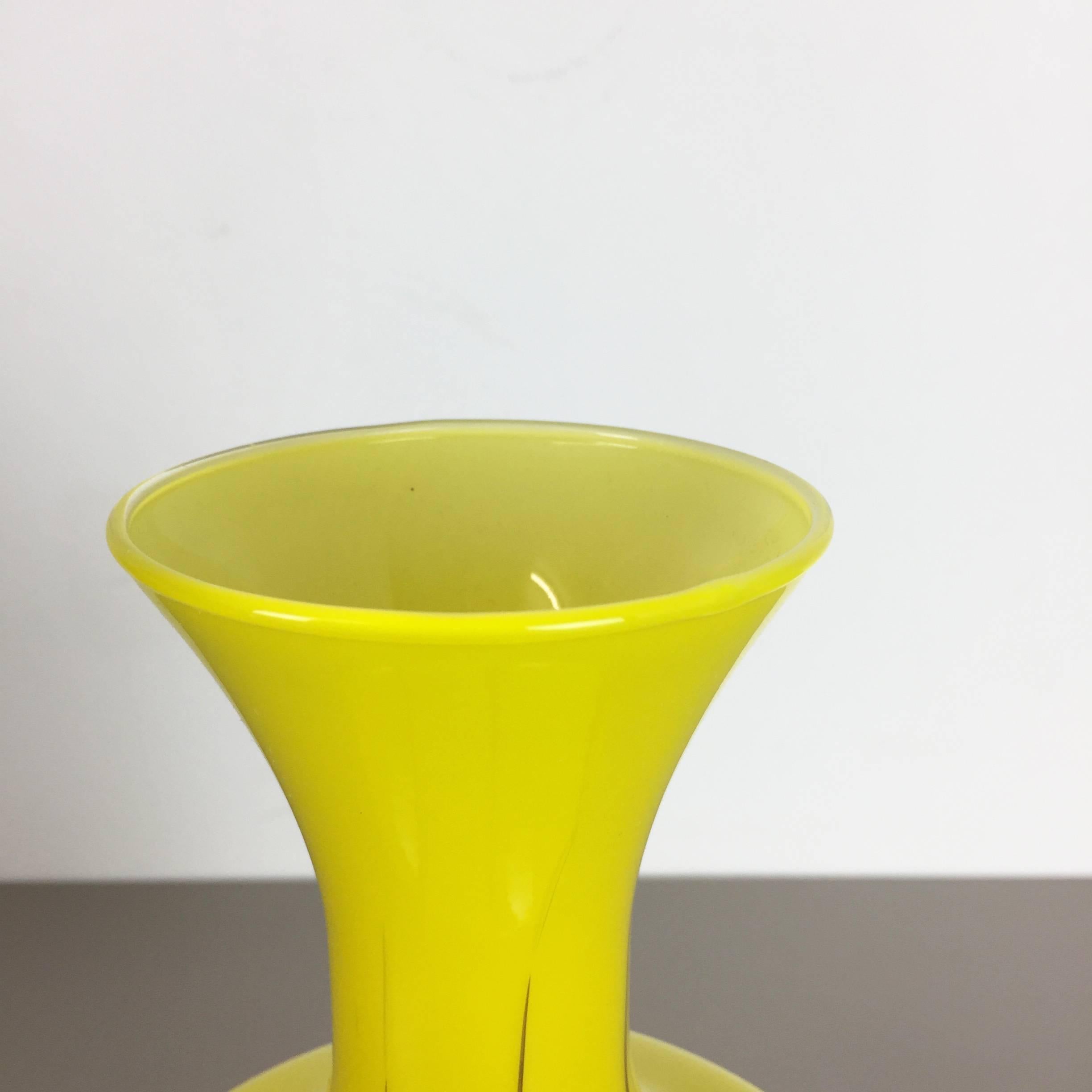 20th Century Extra Large Vintage Yellow Opaline Florence Vase Design by Carlo Moretti, Italy