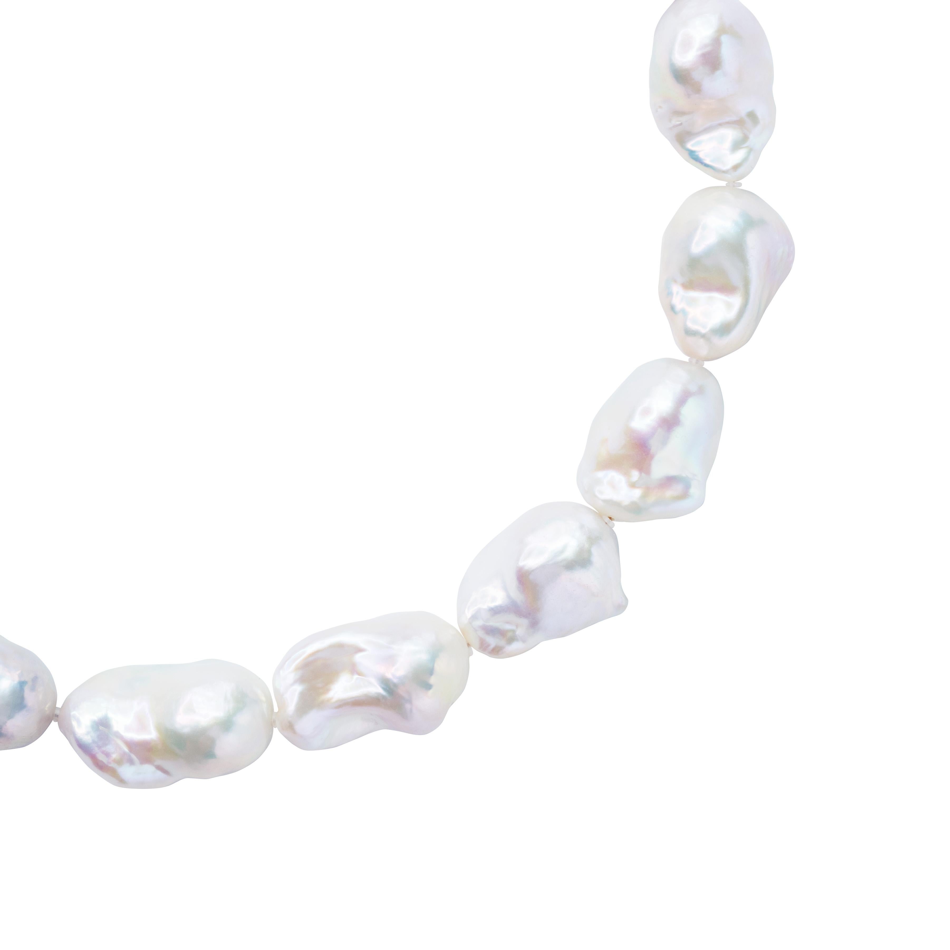 De las mujeres Collar extragrande de perlas barrocas blancas y oro de 18 quilates II -by Bombyx House en venta