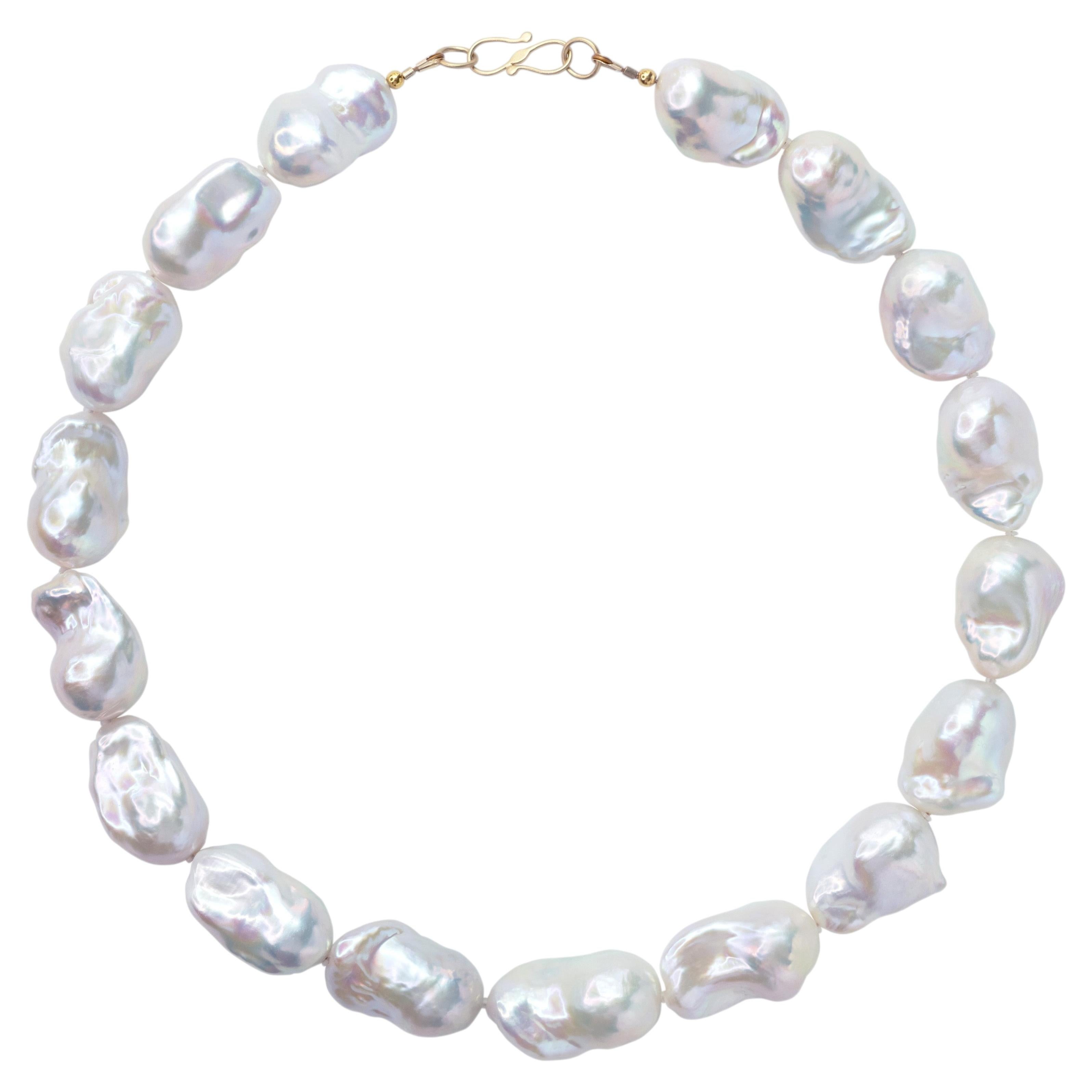 Collana extra large di perle barocche bianche, Gioielli artigianali