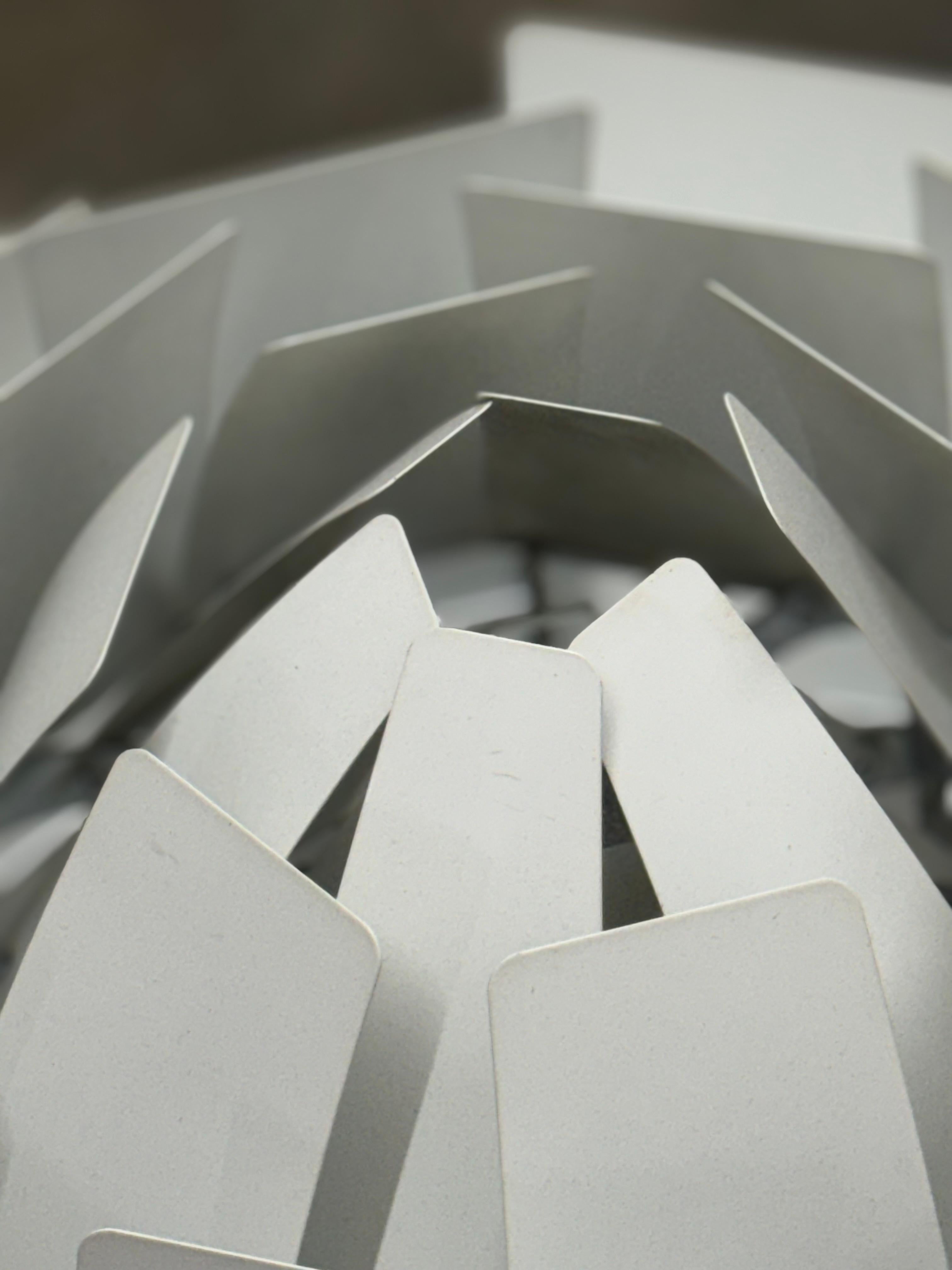 Extra Large White Steel PH Artichoke Lamp For Louis Poulsen In Good Condition For Sale In New York, NY, NY