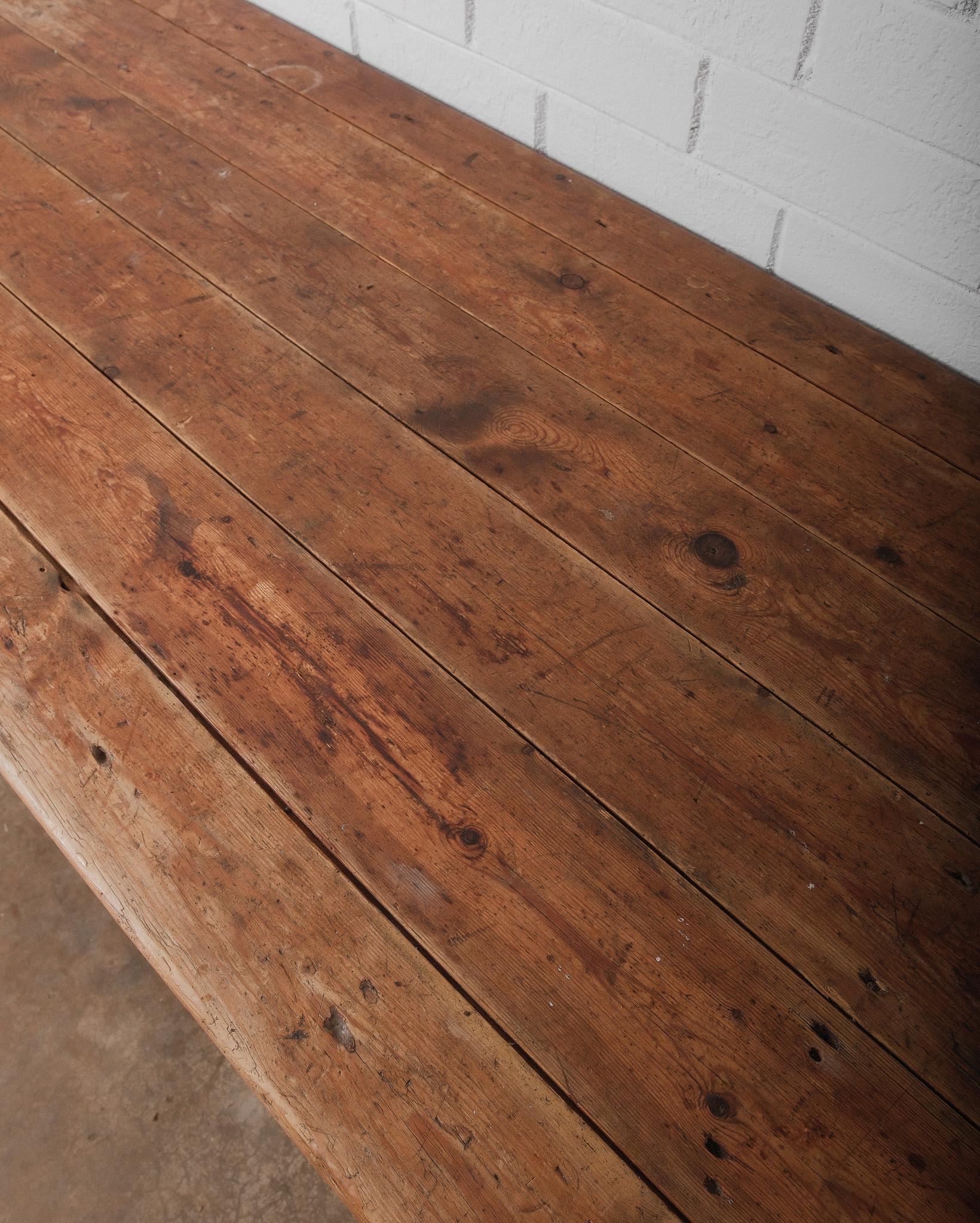 Extra-Long 19th Century French Pine Farmhouse Table with Drawers and Casters For Sale 2