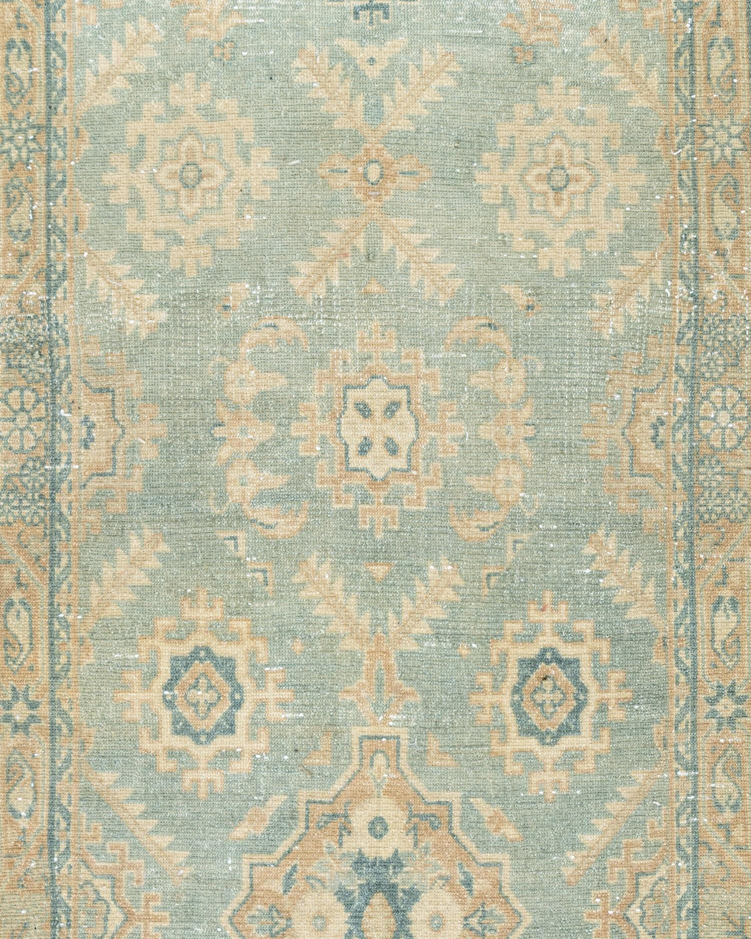 Très long chemin de table Bibikabad persan antique bleu sarcelle, 2'7 x 22'8. Les tapis Bibikabad sont originaires de l'ouest de l'Iran, près de Hamadan. Ils utilisent le nœud turc et présentent des motifs similaires à ceux des tapis Malayer, mais