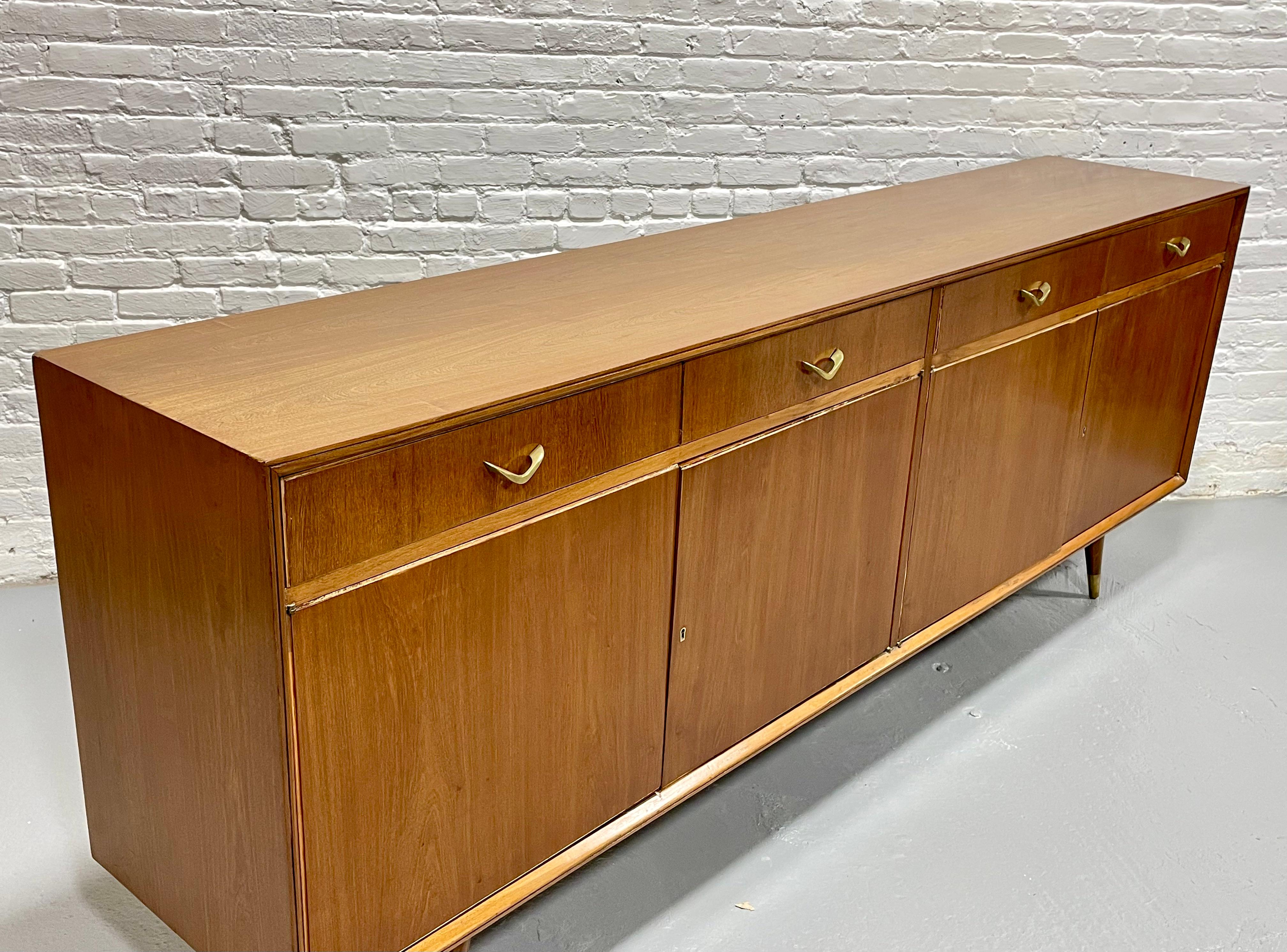 Extra Long CLASSIC Mid Century MODERN French CREDENZA / media stand, c. 1960s For Sale 4