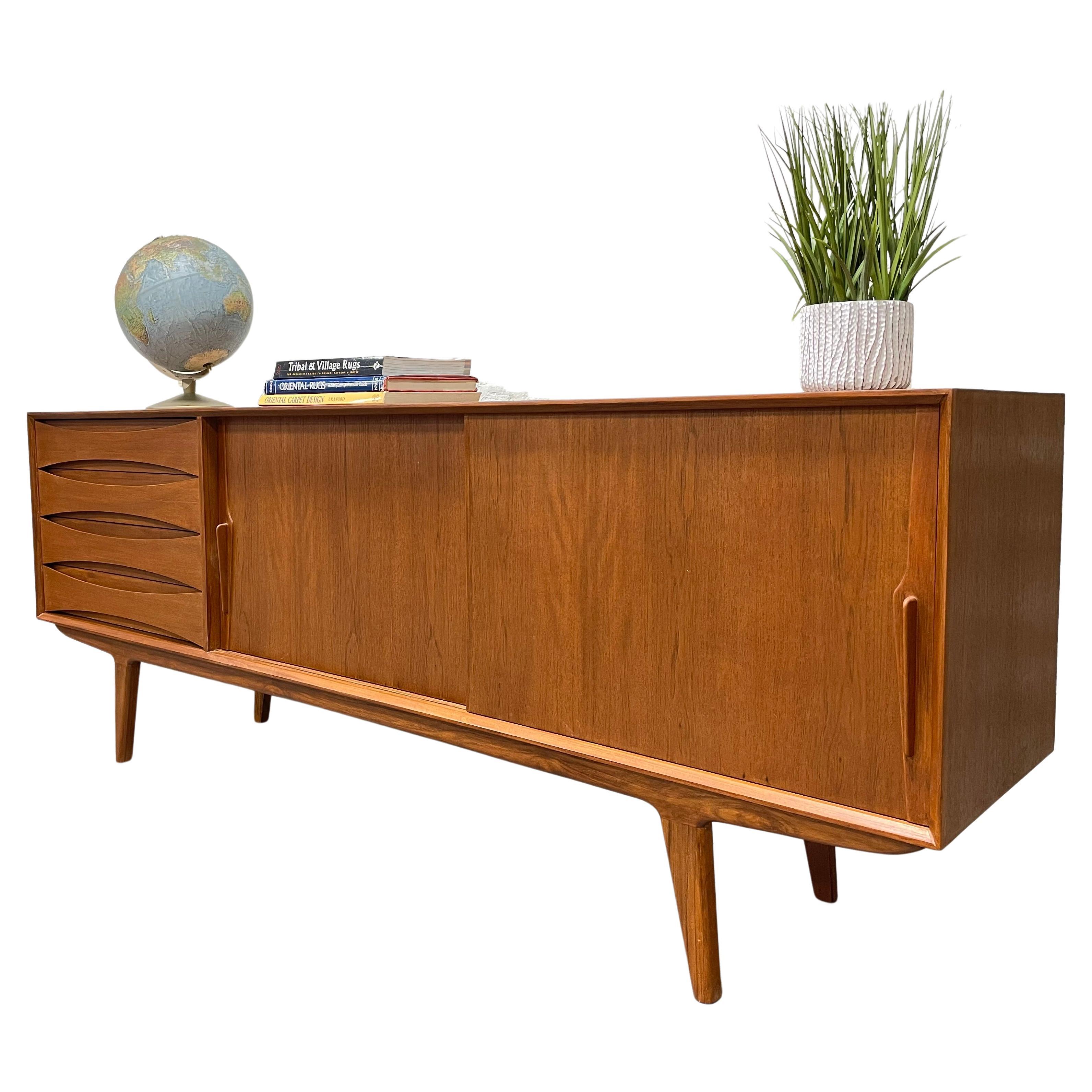 Extra LONG + Handsome Mid Century Modern styled Teak CREDENZA / Sideboard  For Sale