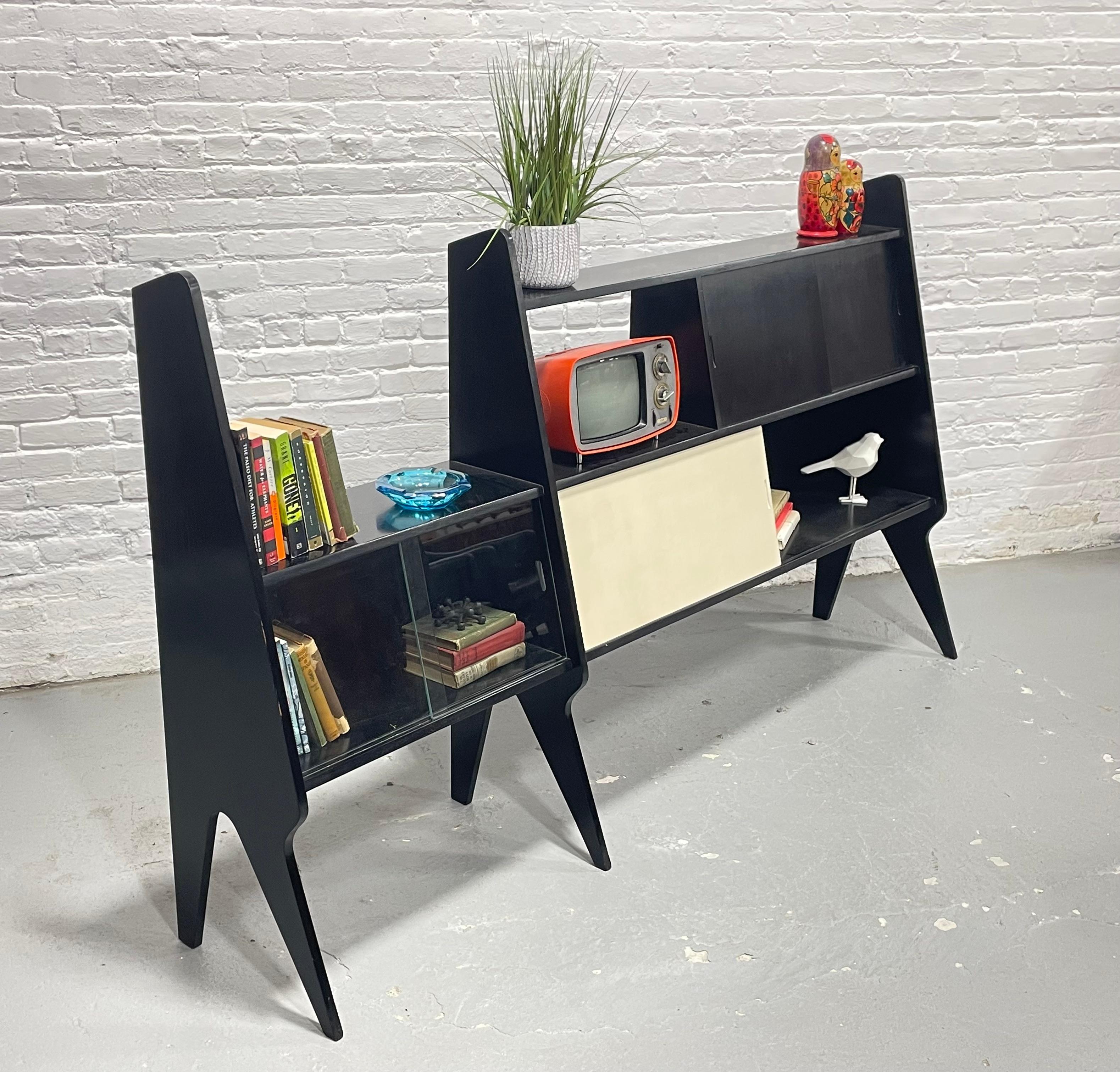 Extra Long Italian Mid-Century Modern Wall Unit + Bar, c. 1960s, Gil Ponti style For Sale 9