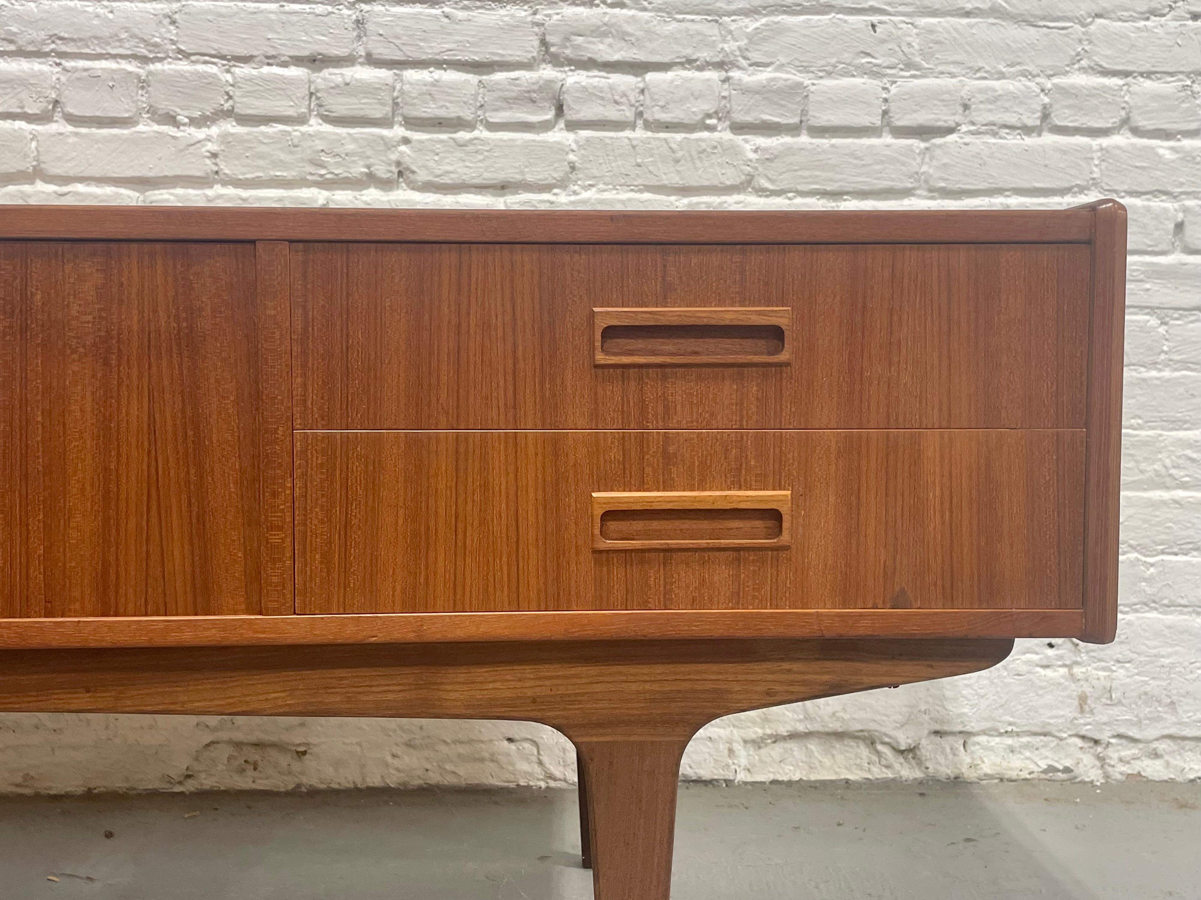 Extra Long Mid-Century Modern Credenza / Media Stand by P. Westergaard’s Mobelfa For Sale 1