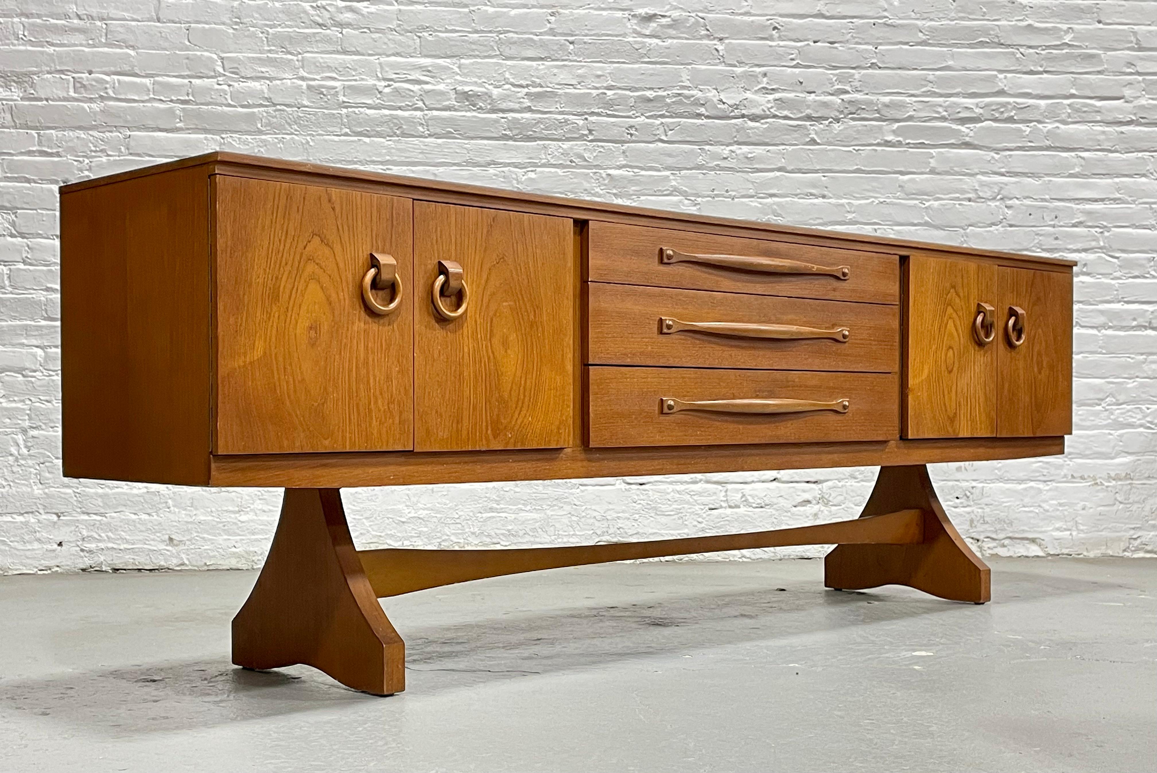 Mid-Century Modern Extra LONG Mid Century Modern Danish Teak CREDENZA / Media Stand, c. 1960's For Sale