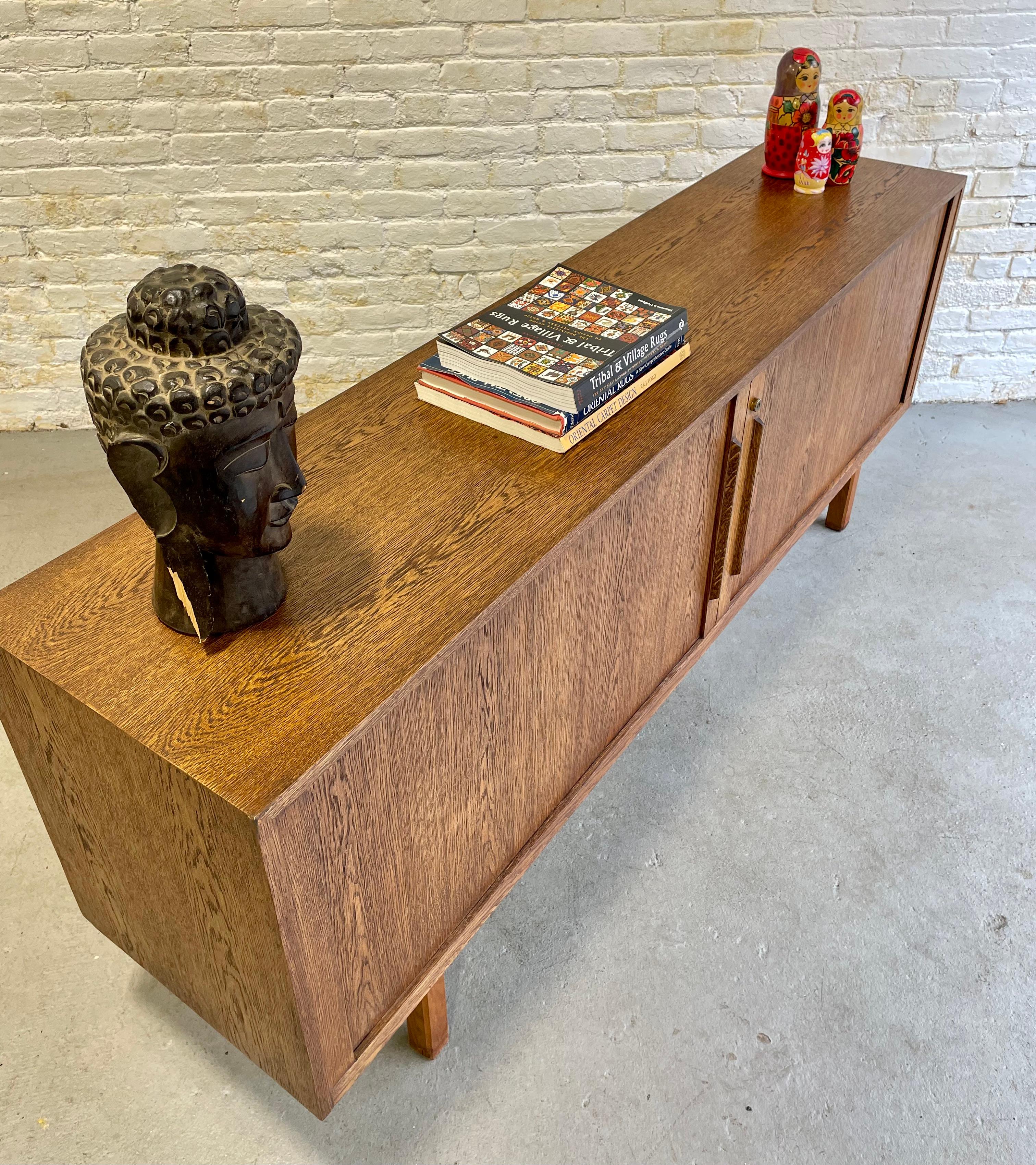 Extra Long Mid-Century Modern Oak Tambour Credenza / Media Stand, c. 1960s 5