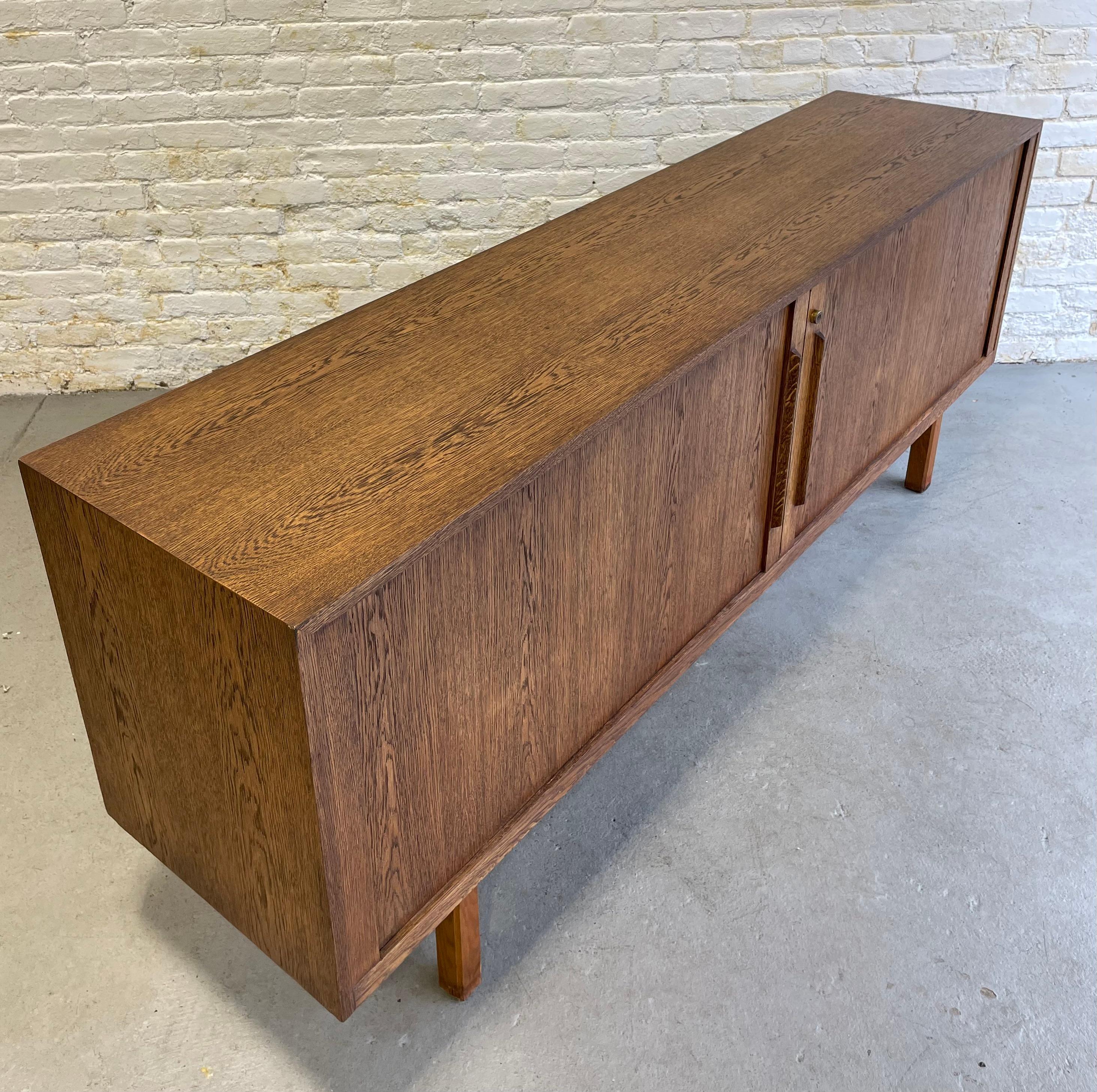 Extra Long Mid-Century Modern Oak Tambour Credenza / Media Stand, c. 1960s 9