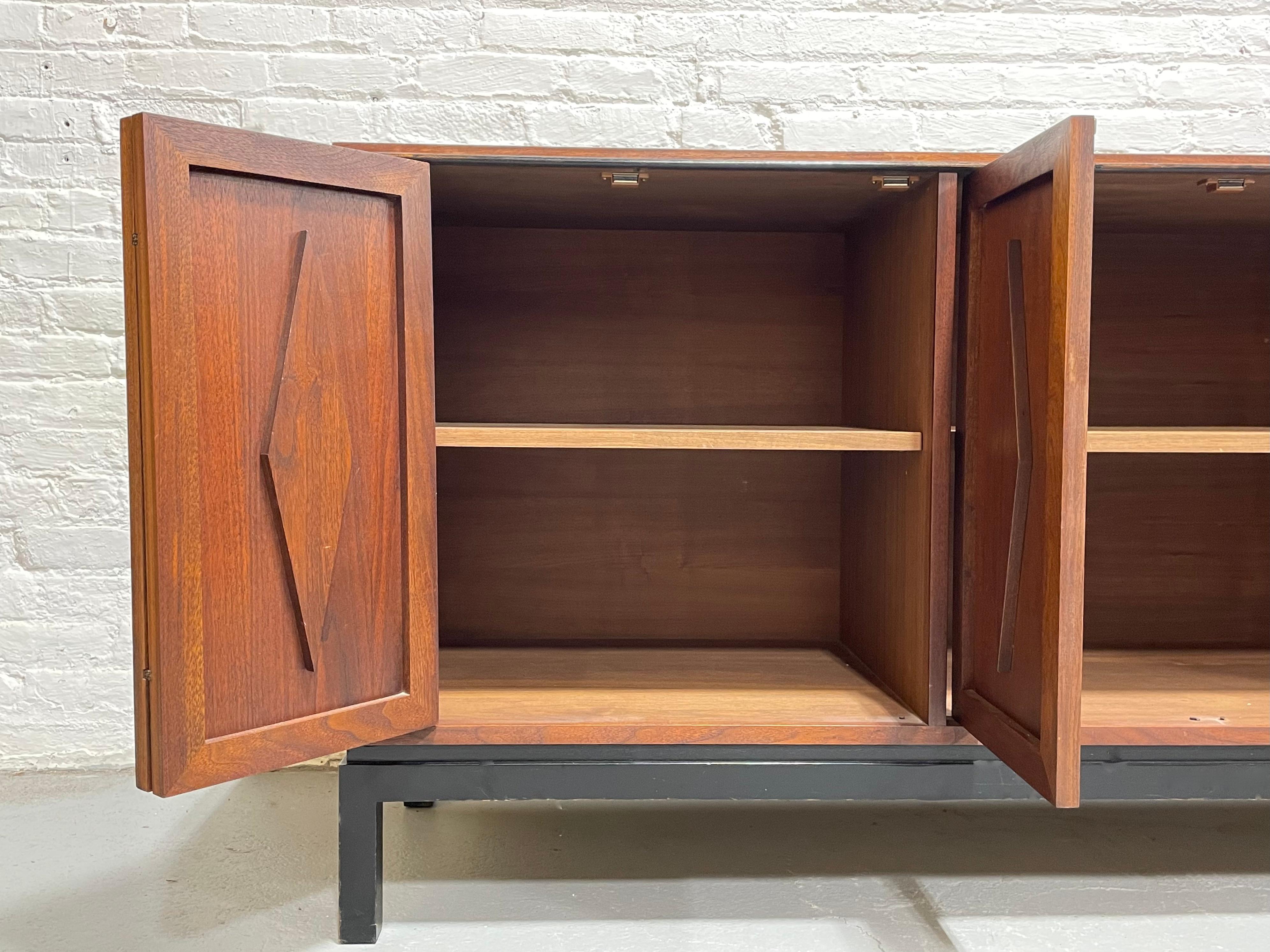 Extra LONG Mid Century MODERN Walnut CREDENZA / Media Stand, c. 1960s For Sale 3
