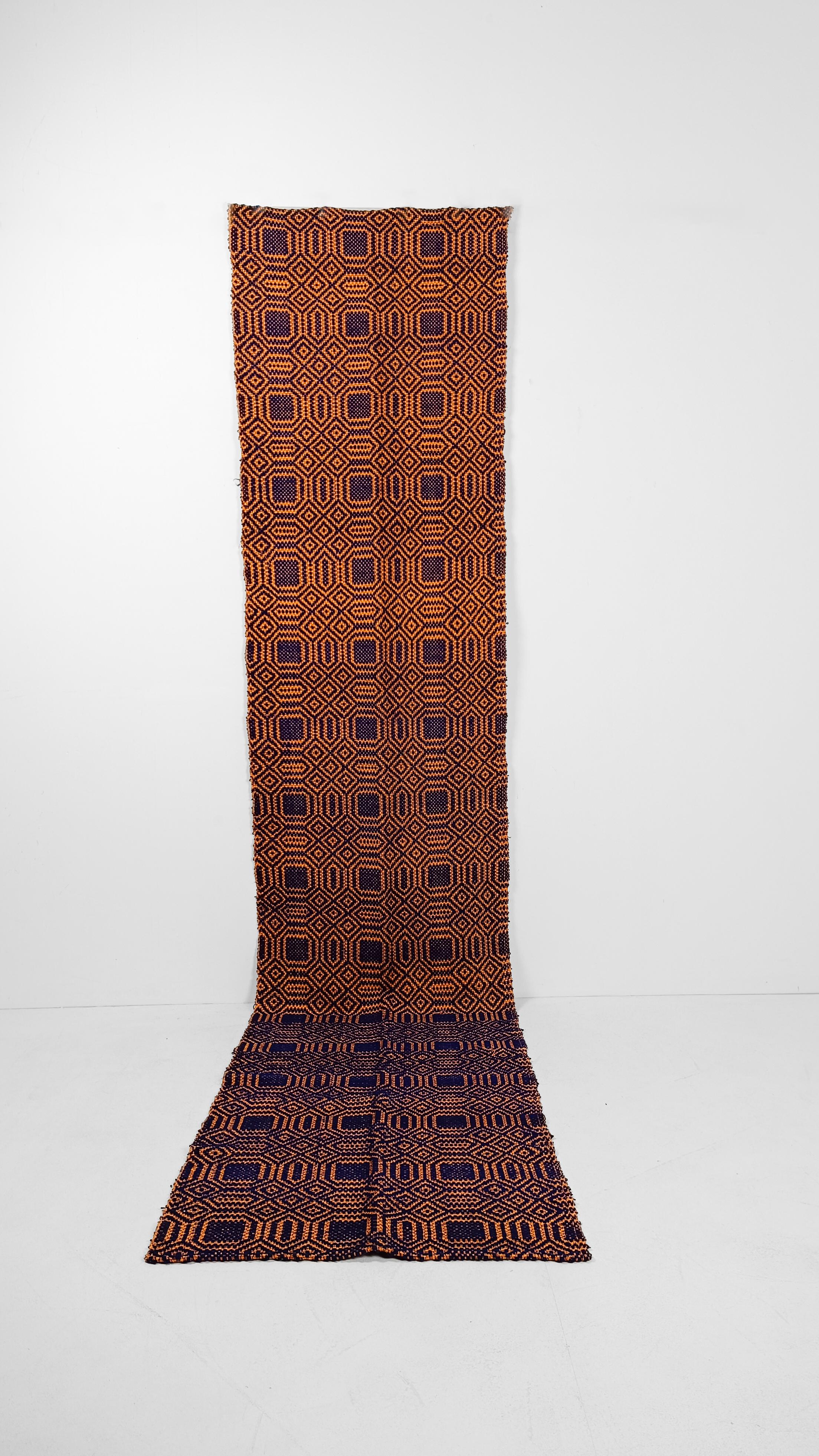 Tapis de course extra long, textile tribal tissé à la main en violet et orange en vente 7
