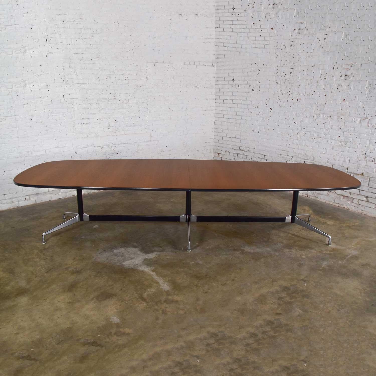 American Extra Long Segmented Universal Base Elliptical Table by Eames for Herman Miller