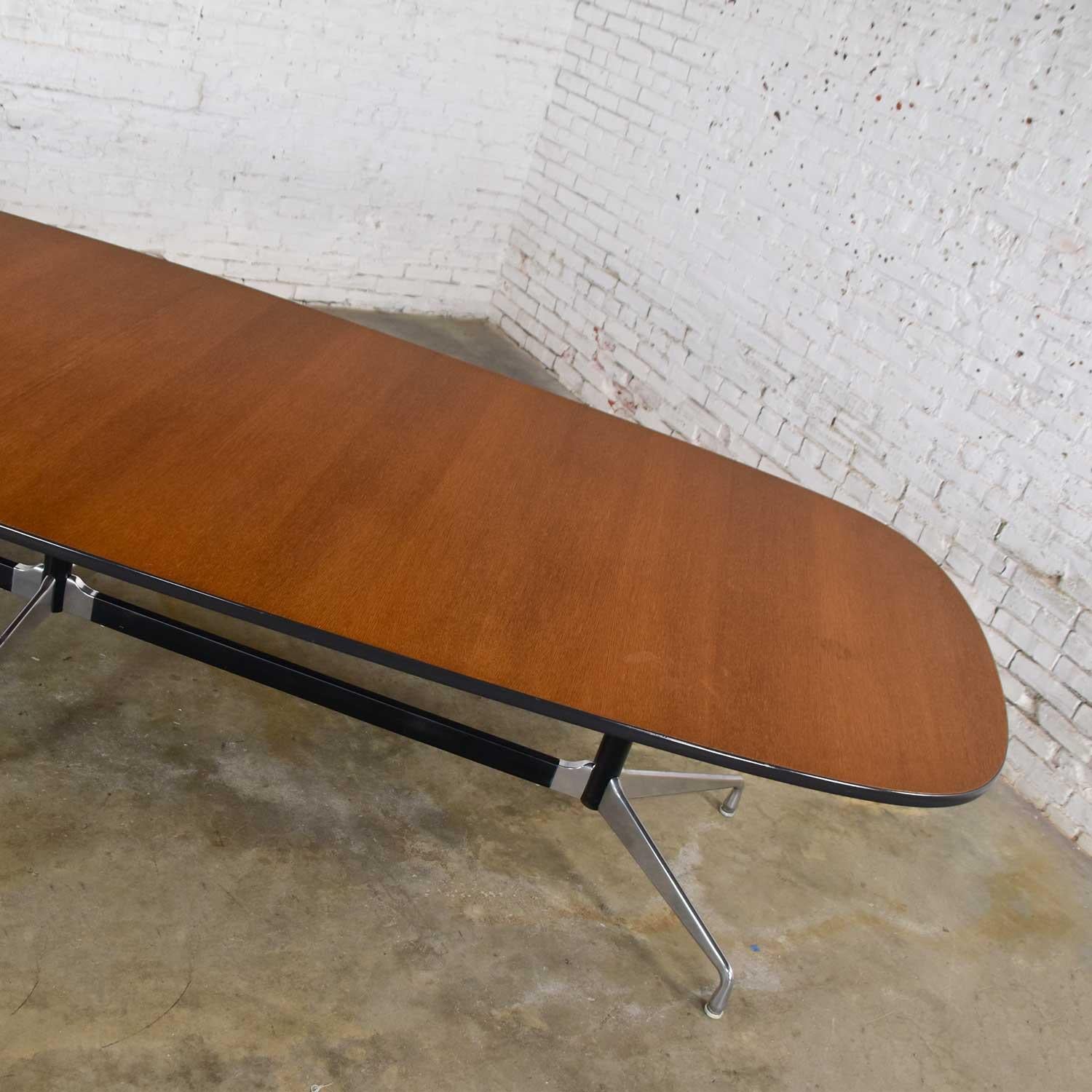 20th Century Extra Long Segmented Universal Base Elliptical Table by Eames for Herman Miller