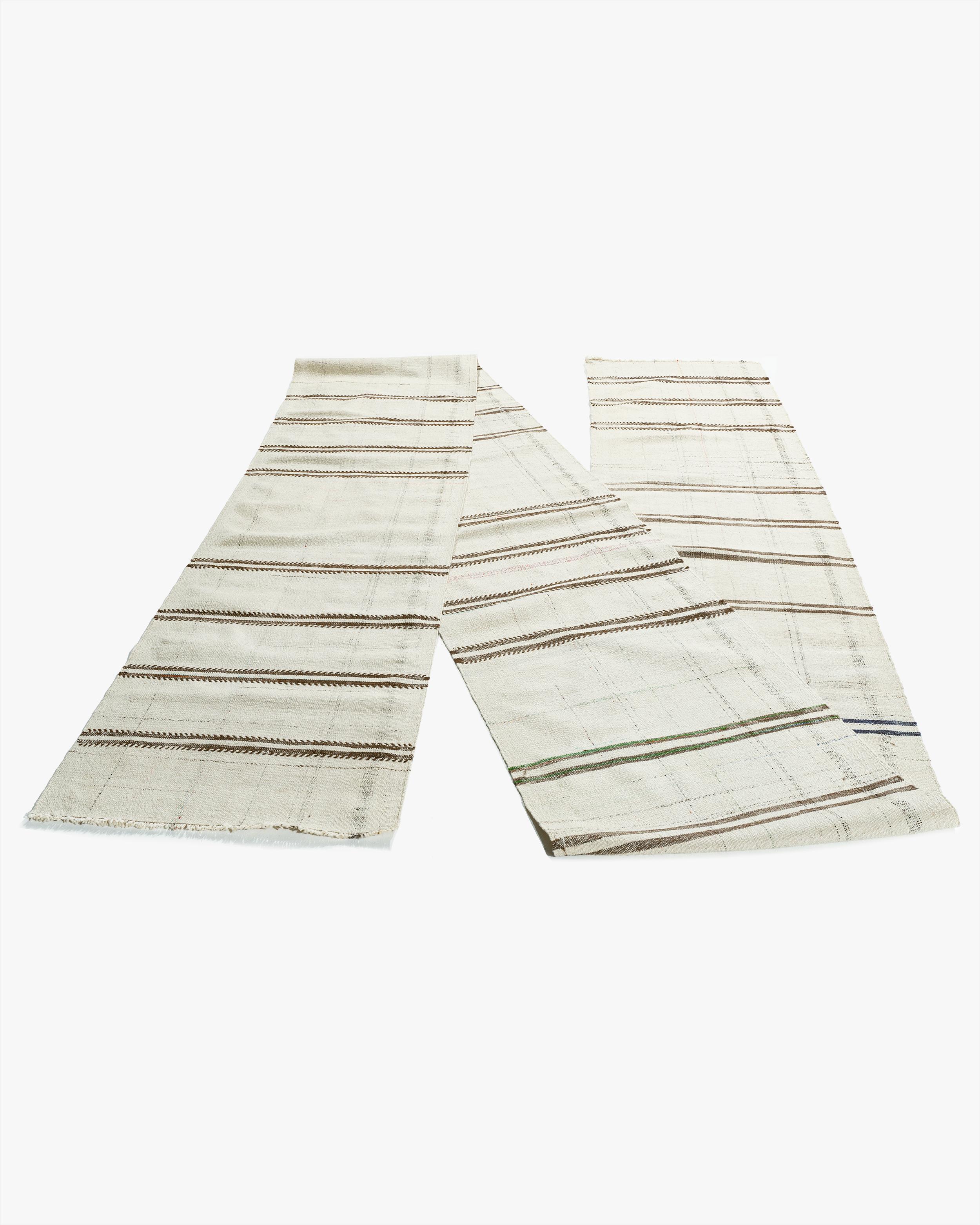 Tissé à la main Tapis de couloir Kilim vintage extra long ivoire en laine turque nouée à la main en vente