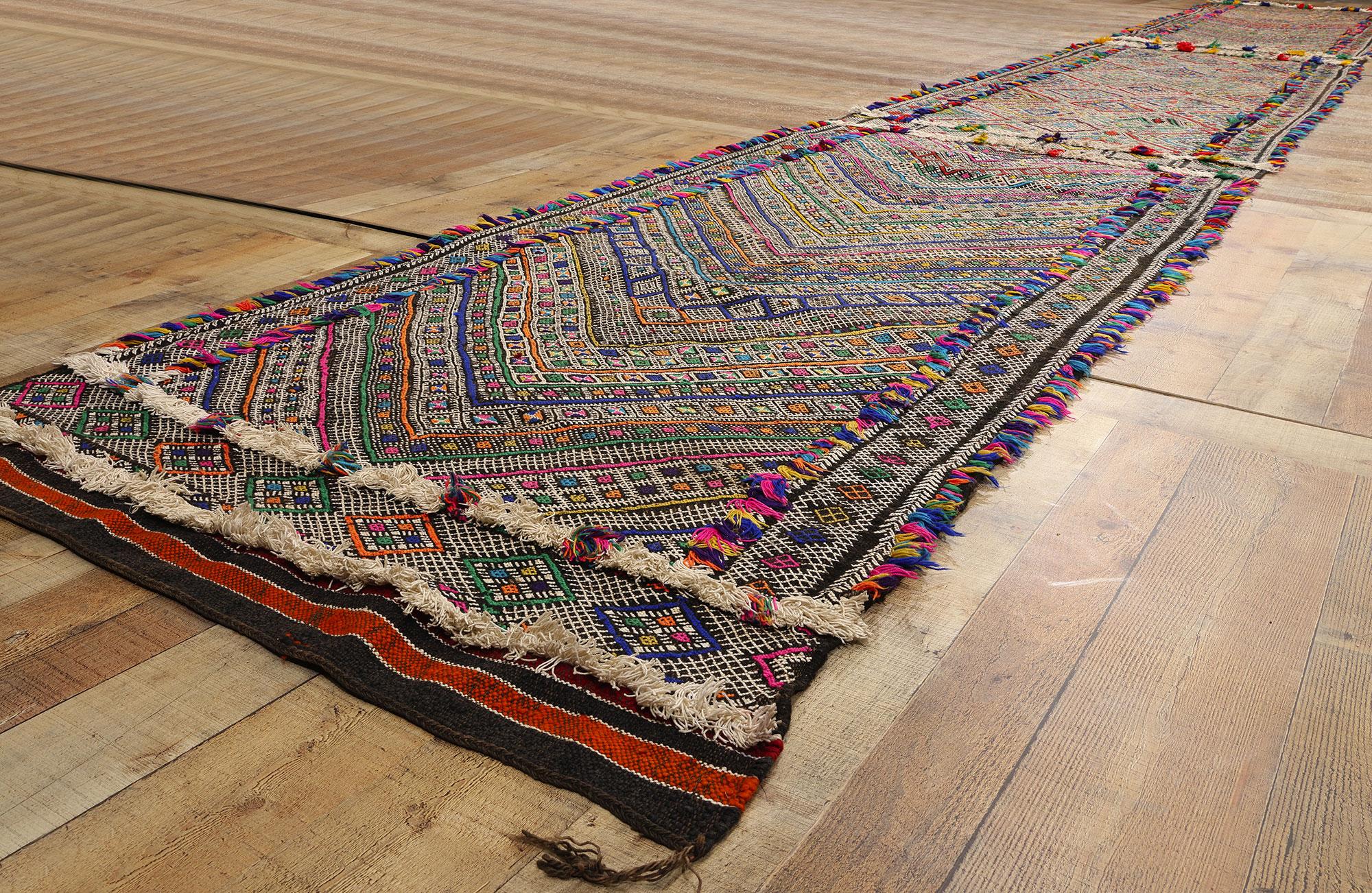 Hand-Woven Midcentury Bohemian Vintage Moroccan Zemmour Kilim Berber Rug, 03'08 x 26'02 For Sale
