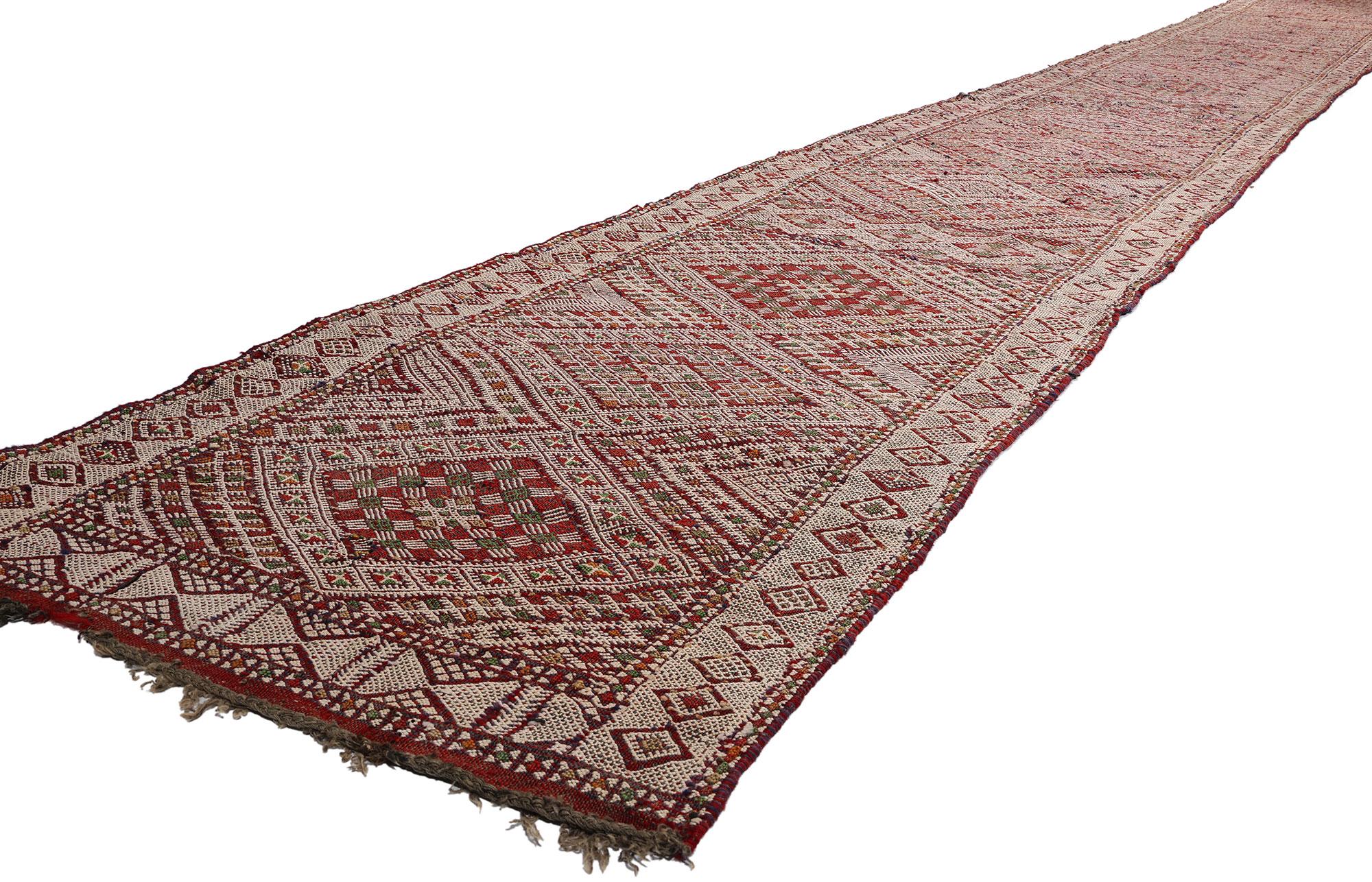 Midcentury Bohemian Vintage Marokkanisch Zemmour Kilim Berber Teppich, 02'09 x 23'10 (Wolle) im Angebot