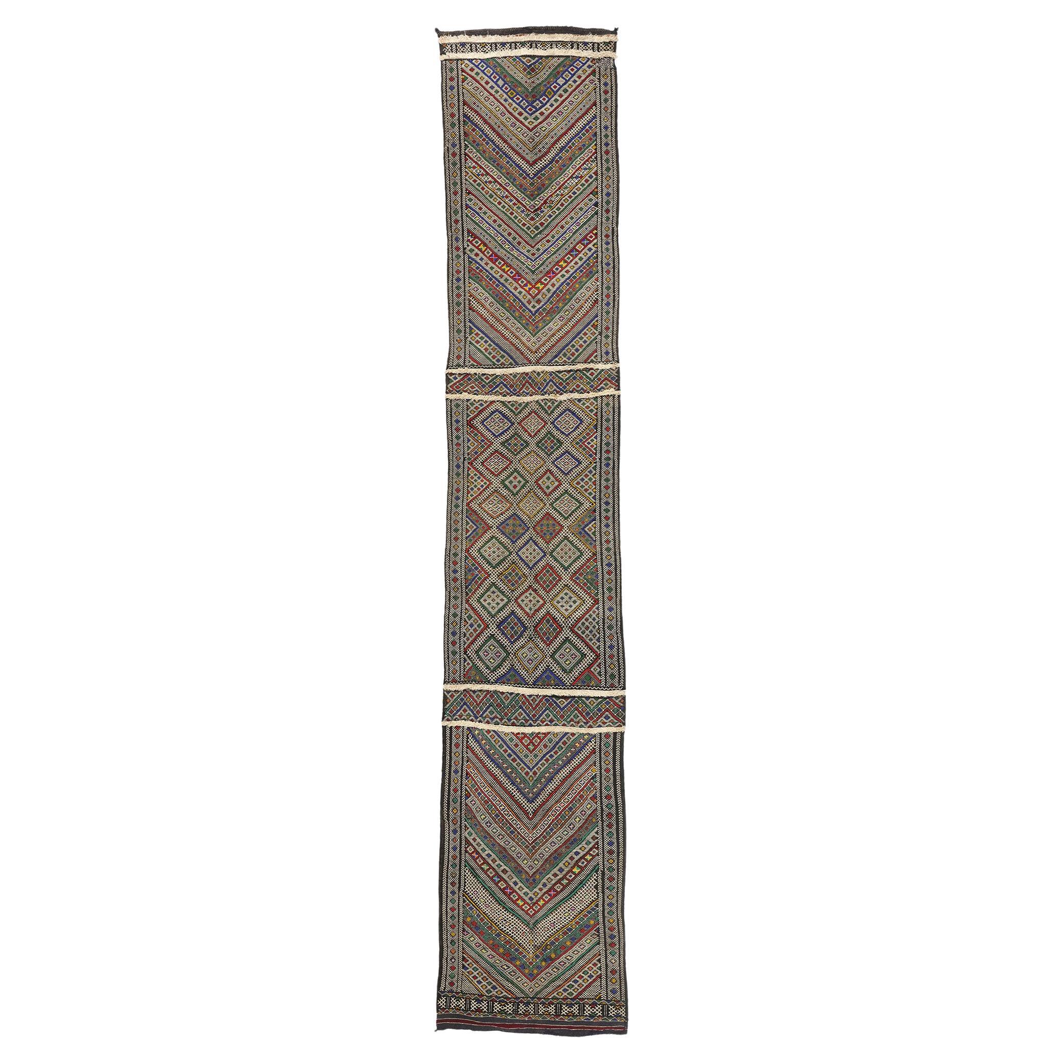 Midcentury Bohemian Vintage Moroccan Zemmour Kilim Berber Rug, 03'09 x 20'01 For Sale
