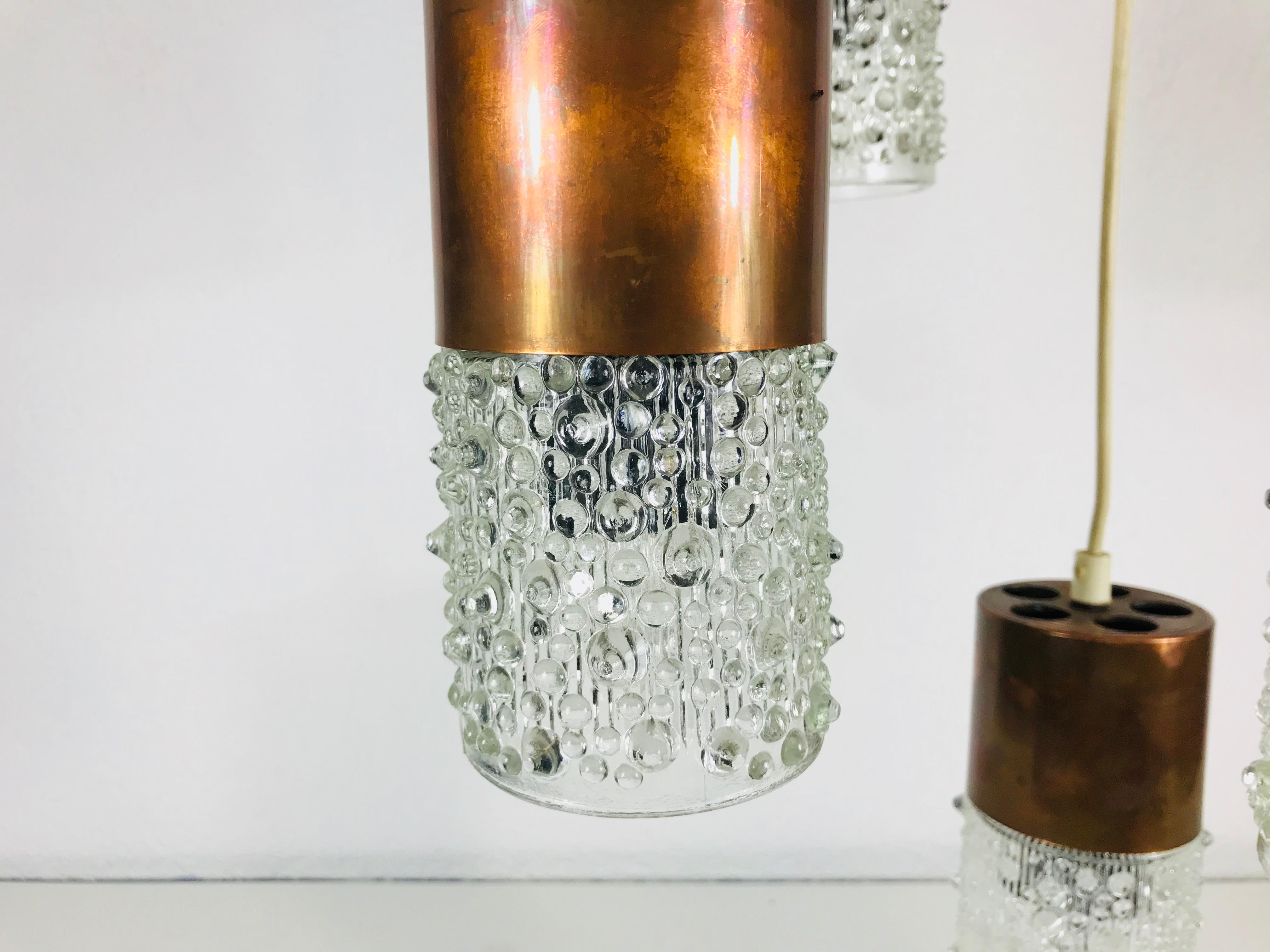 Extraordinarry 7-Arm Copper and Bubble Glas Cascade Pendant Lamp, circa 1960s In Good Condition In Hagenbach, DE