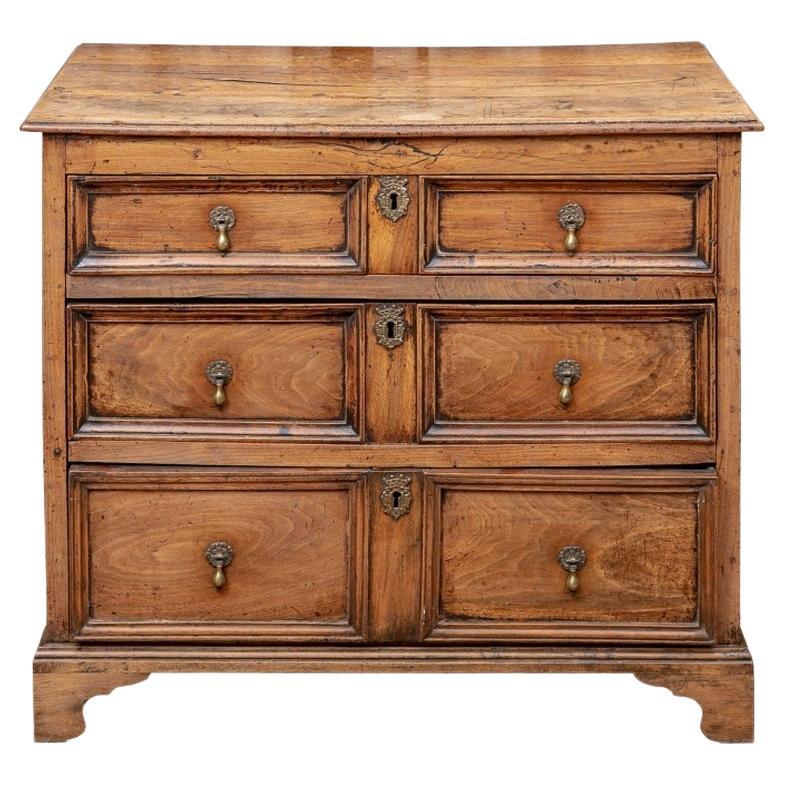 Extraordinary 18th C. George I Solid Walnut Chest Of Drawers For Sale