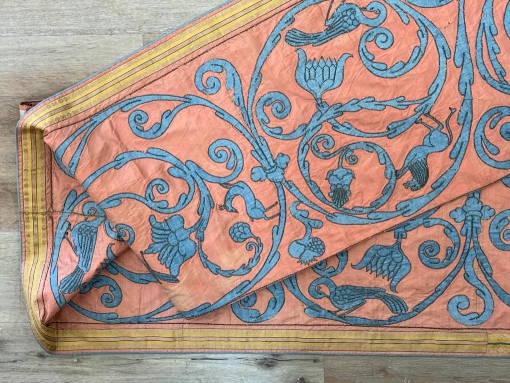 Extraordinary 18th Century Silk Panel - salmon pink and pale blue For Sale 4