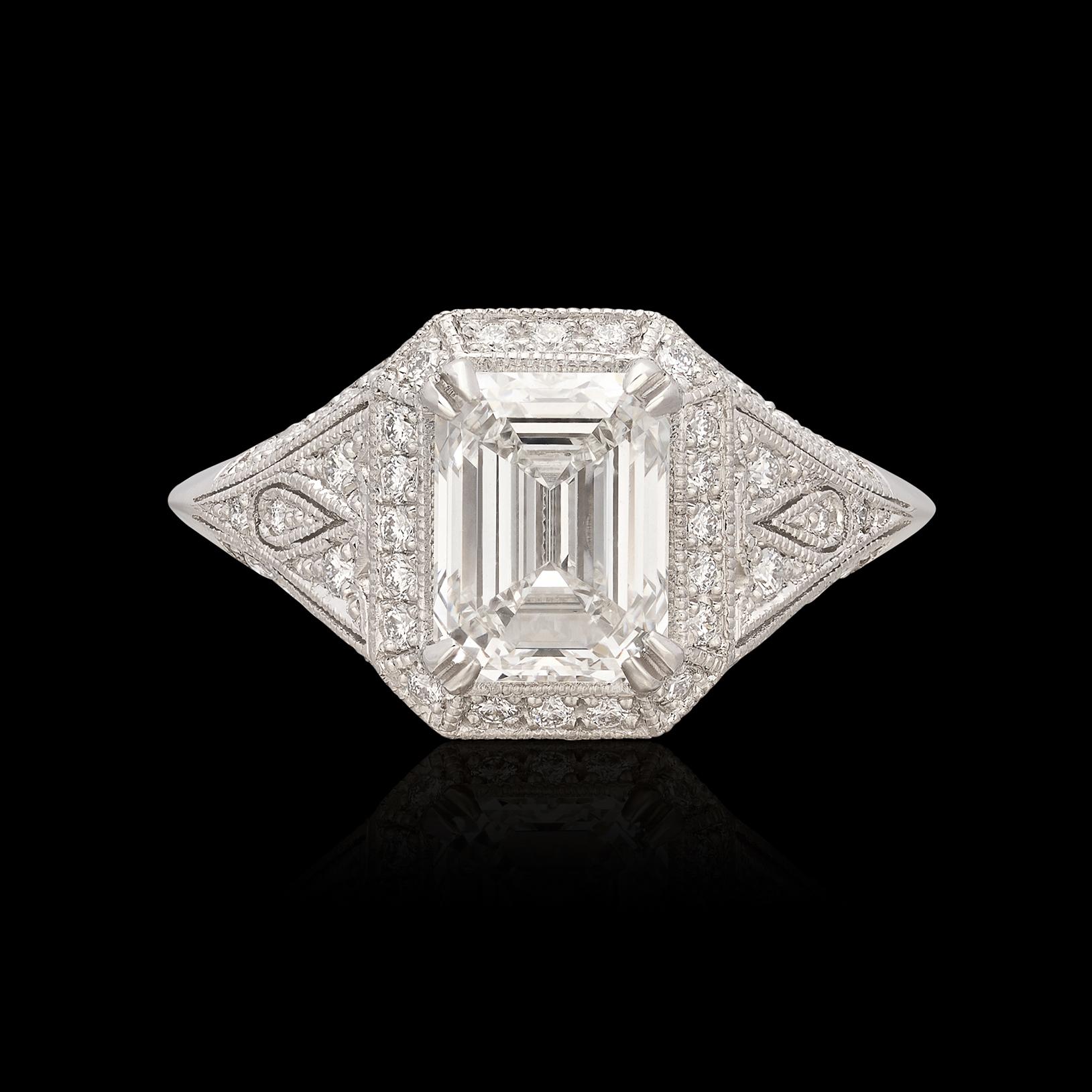 Extraordinary 2.01ct Emerald Cut Art Deco Style Platinum Diamond Ring For Sale 1