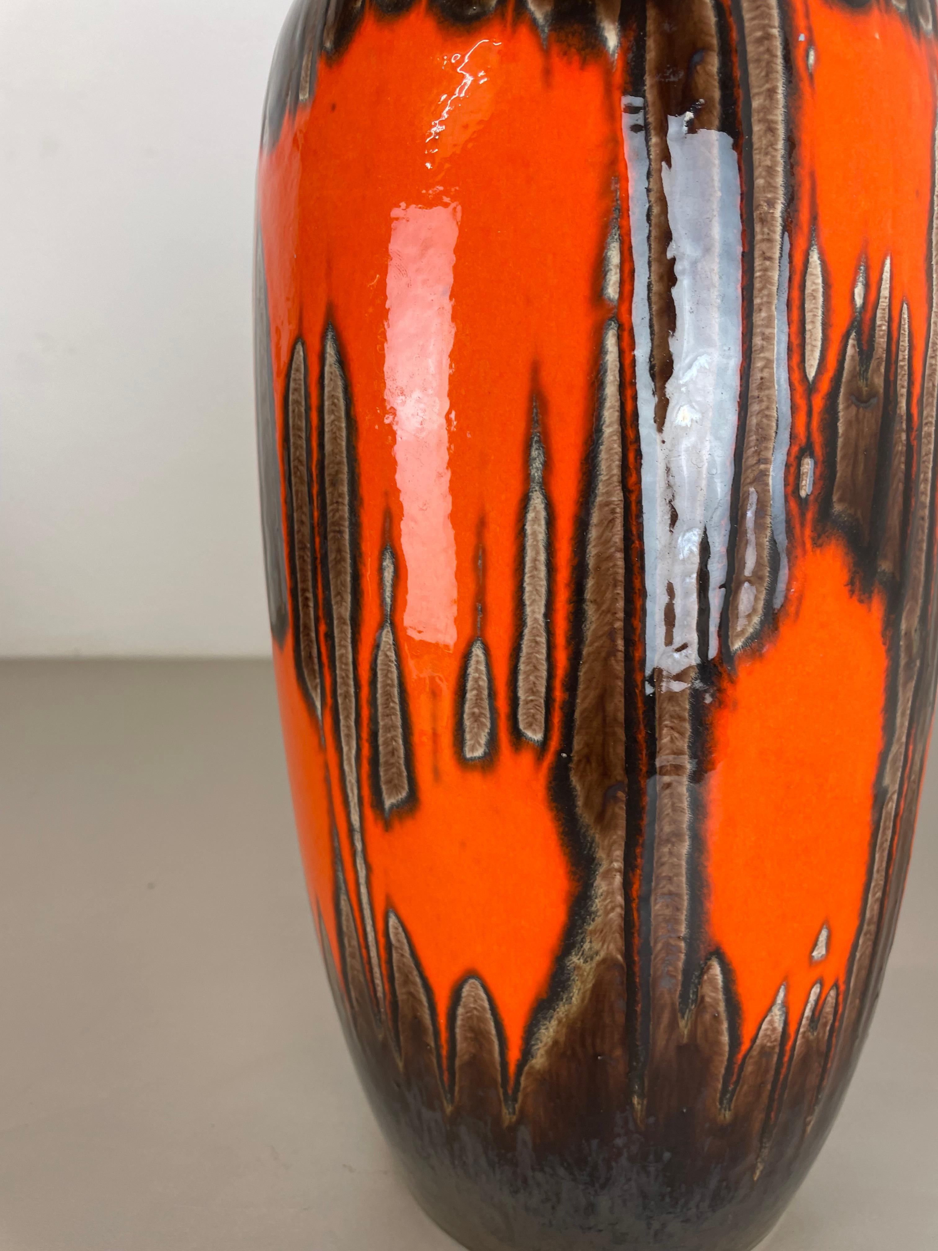 Céramique Extraordinaire vase de 38 cm en poterie Zig Zag Fat Lava par Scheurich, Allemagne, années 1970 en vente