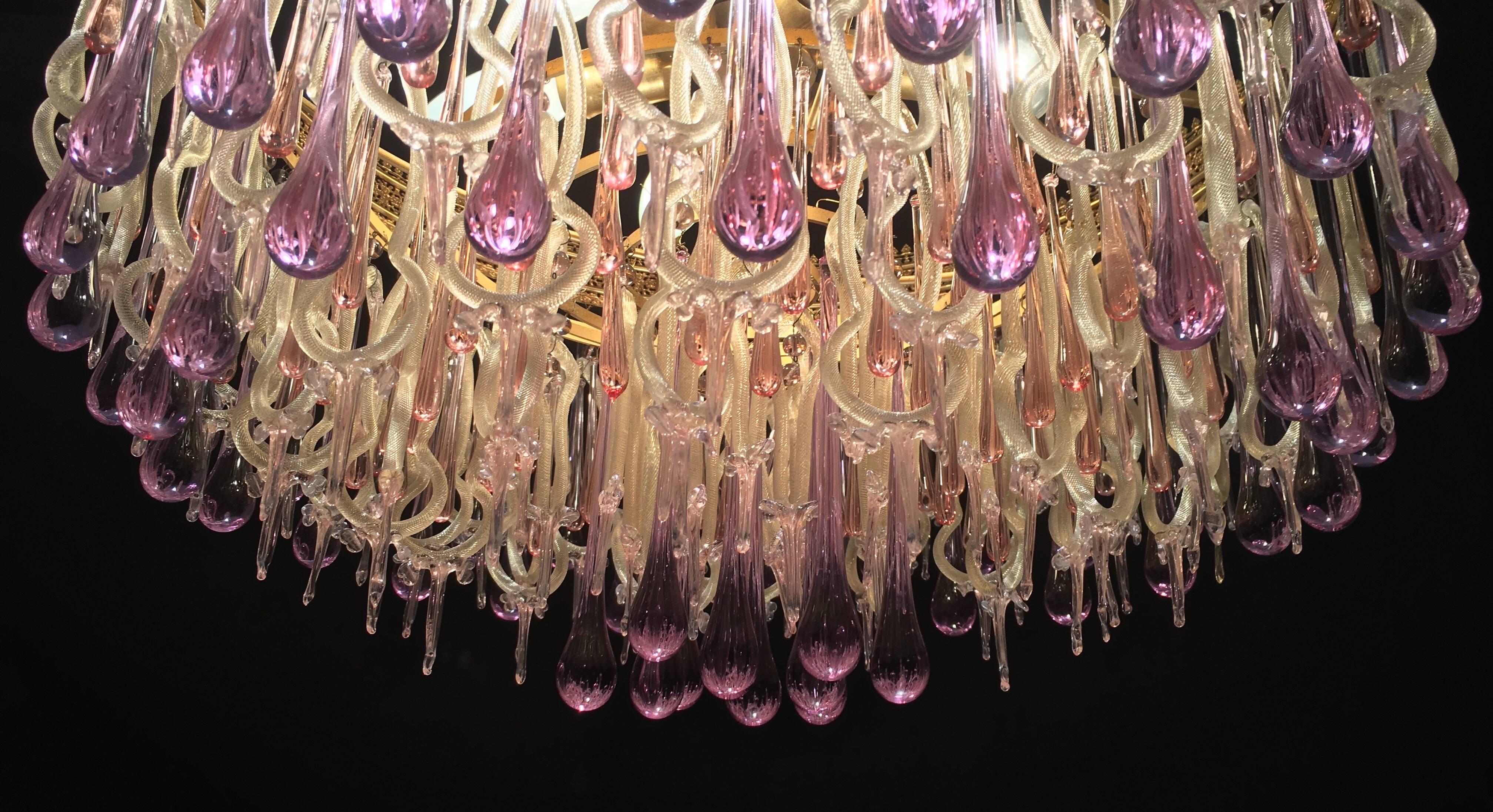 Mid-20th Century Extraordinary and Rare Chandelier Attributed to Barovier & Toso, 1960s For Sale