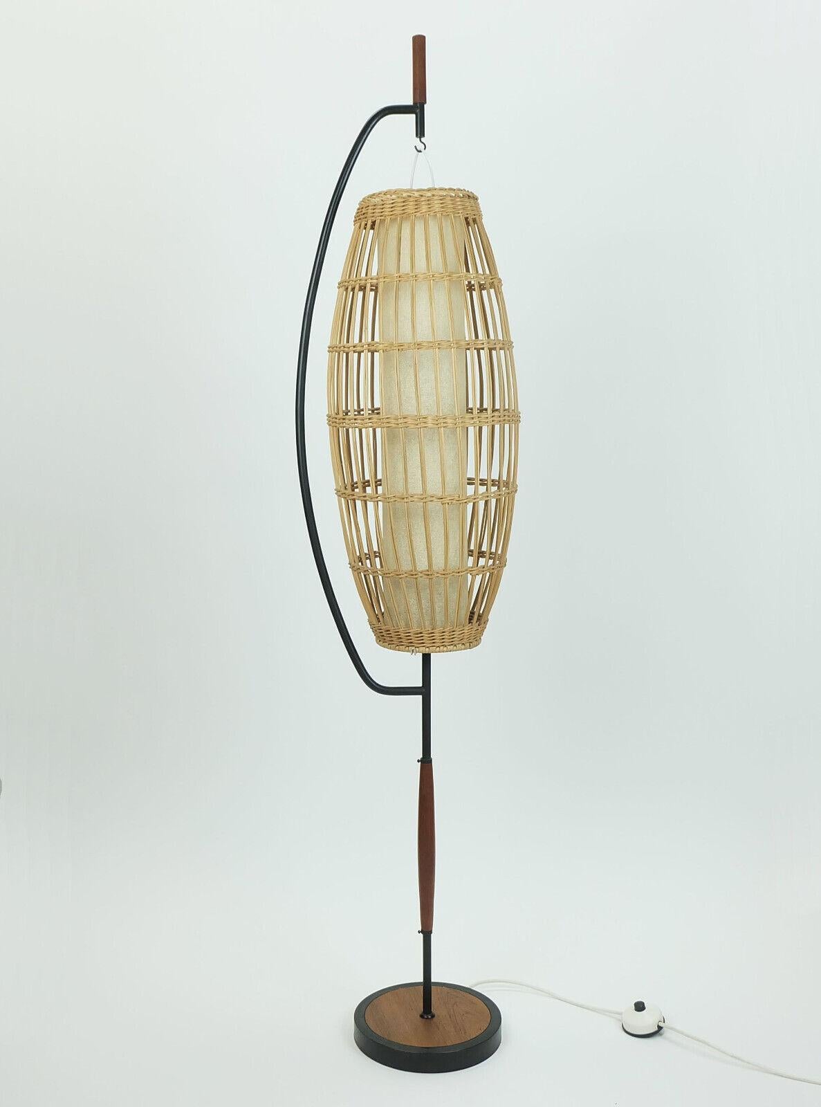extraordinary and rare mid century FLOOR LAMP rattan weave teak black metal 1960 For Sale 3