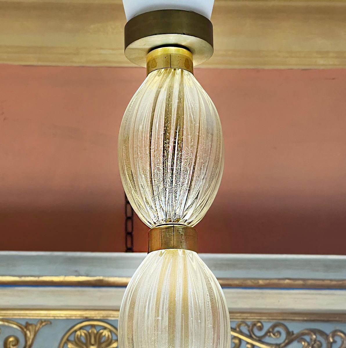 Extraordinary and unique Murano chandelier, 1950s 9