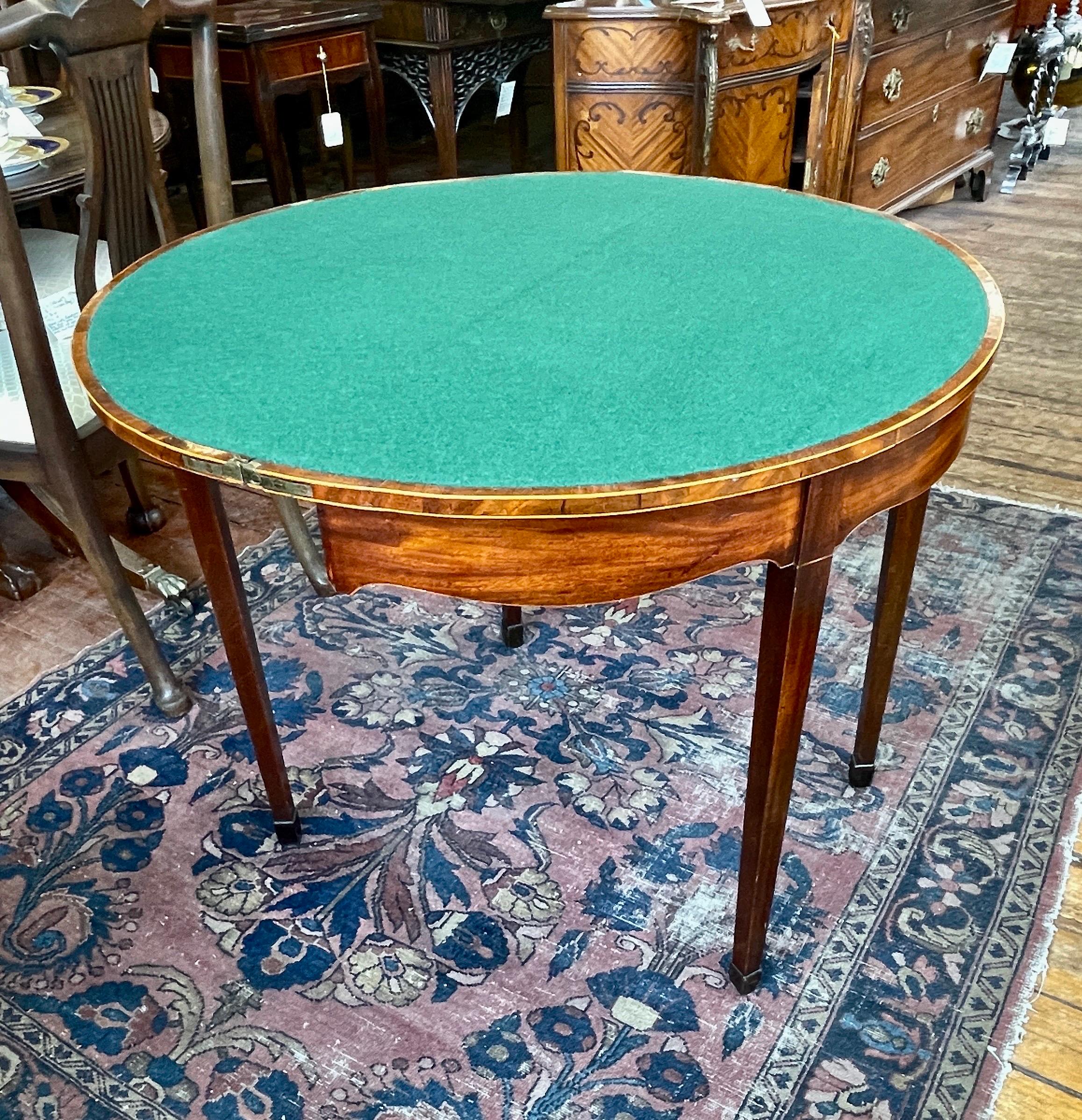 Extraordinary Antique English Geo.III Flame Mahog. Demilune Flap-Top Games Table In Good Condition For Sale In Charleston, SC