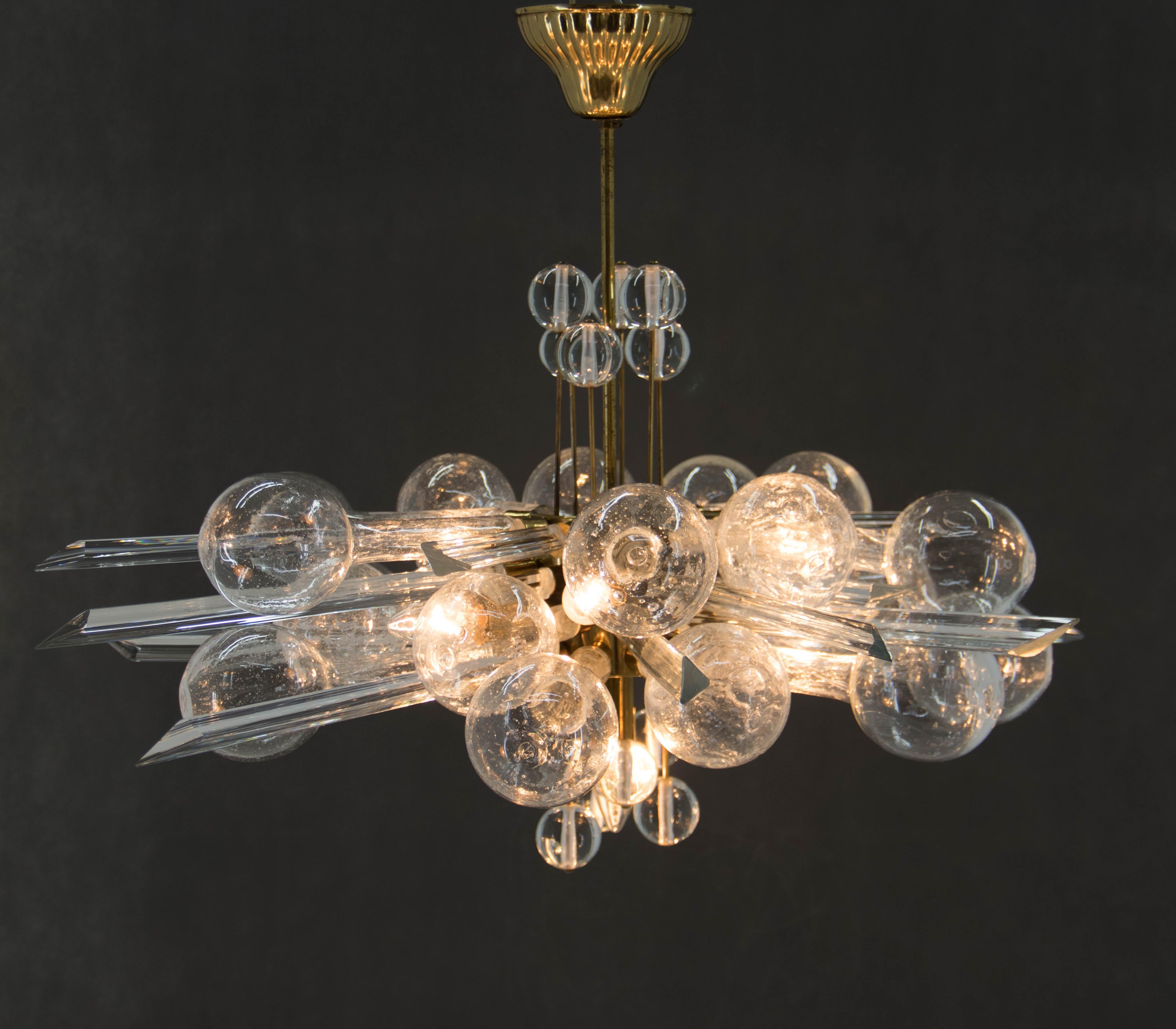 Straordinario lampadario di arte e design di Rene Roubicek, anni '60 in vendita 1