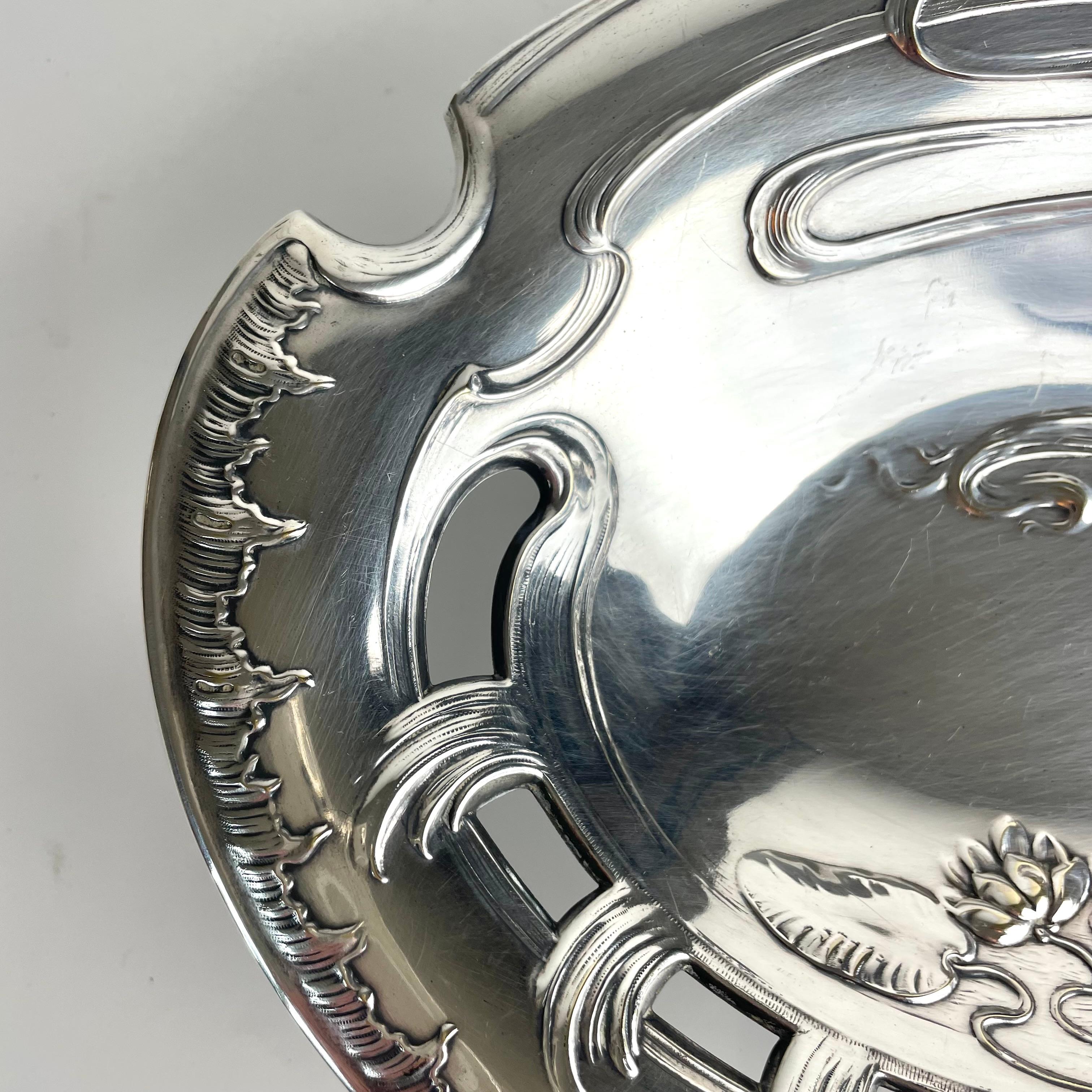 Extraordinary Art Nouveau Silvered Brass Dish, Stockholm, ca. 1900 in vendita 3