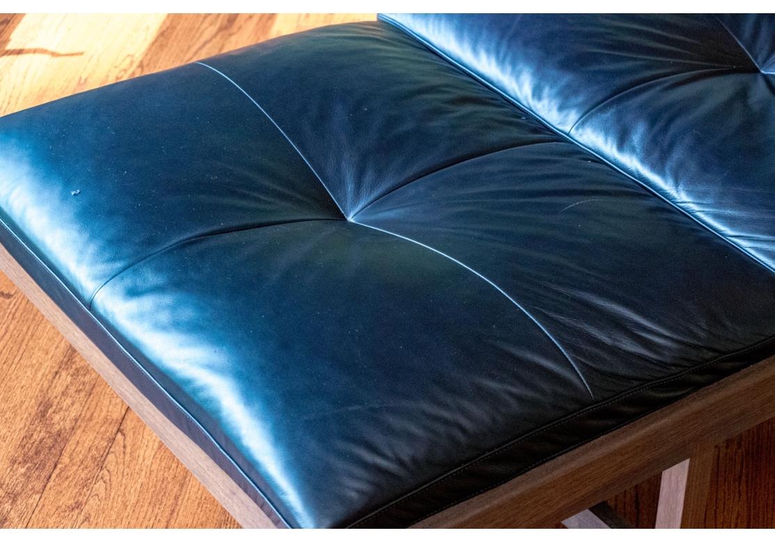 Außergewöhnliche Bassam Fellows Nussbaum und schwarzes Leder Daybed im Angebot 8