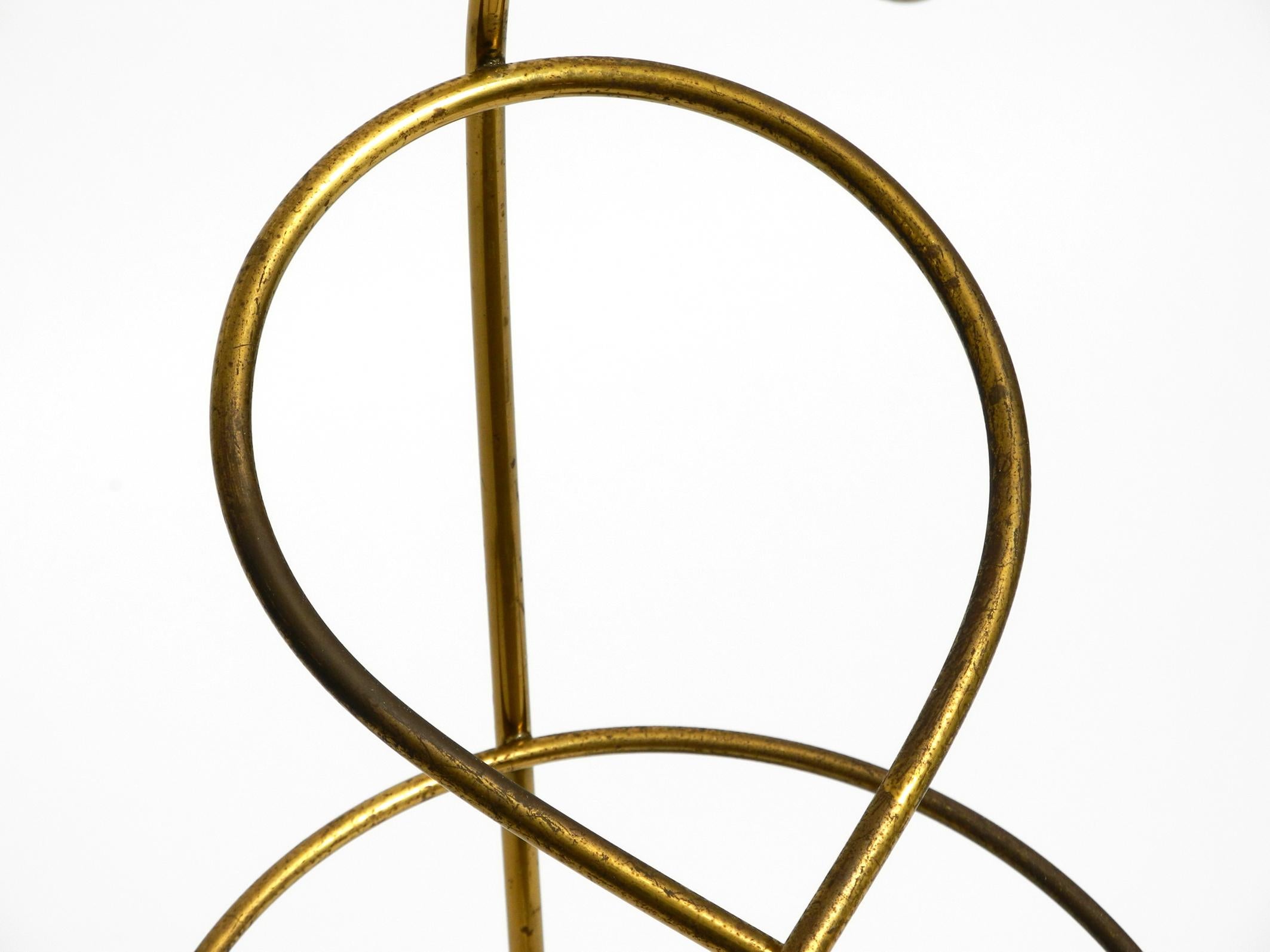 Extraordinary beautiful rare Mid Century Modern brass umbrella stand For Sale 7