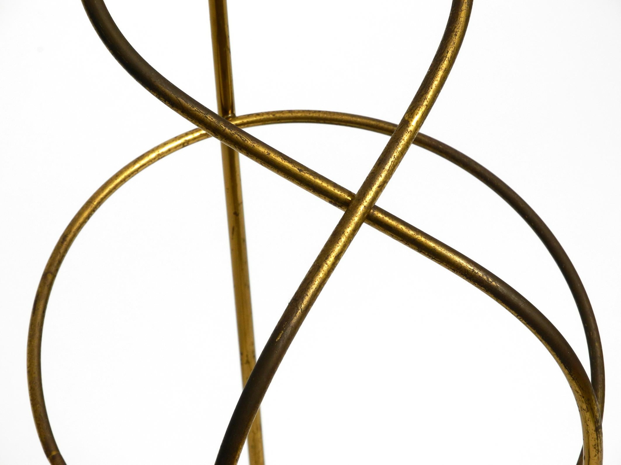 Extraordinary beautiful rare Mid Century Modern brass umbrella stand For Sale 9