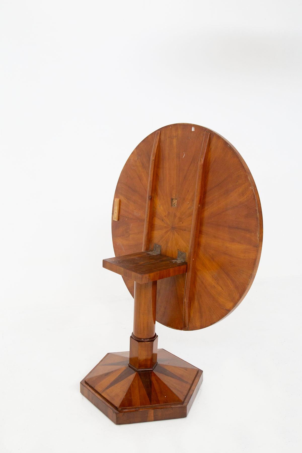 Extraordinary Biedermeier Walnut Round Table with Star  7