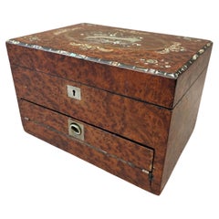 Mid-19th Century British Empire Burled Yew and Amboyna Travel Jewelry Box